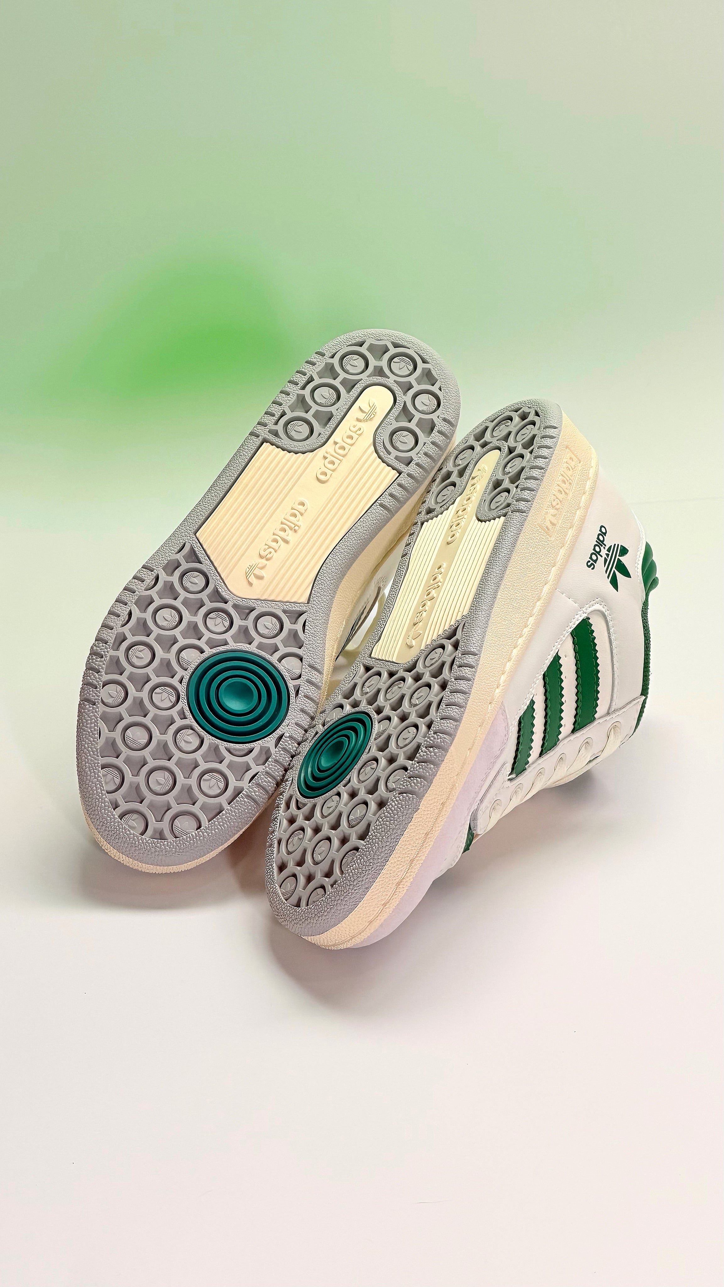 ADIDAS CENTENIAL 80