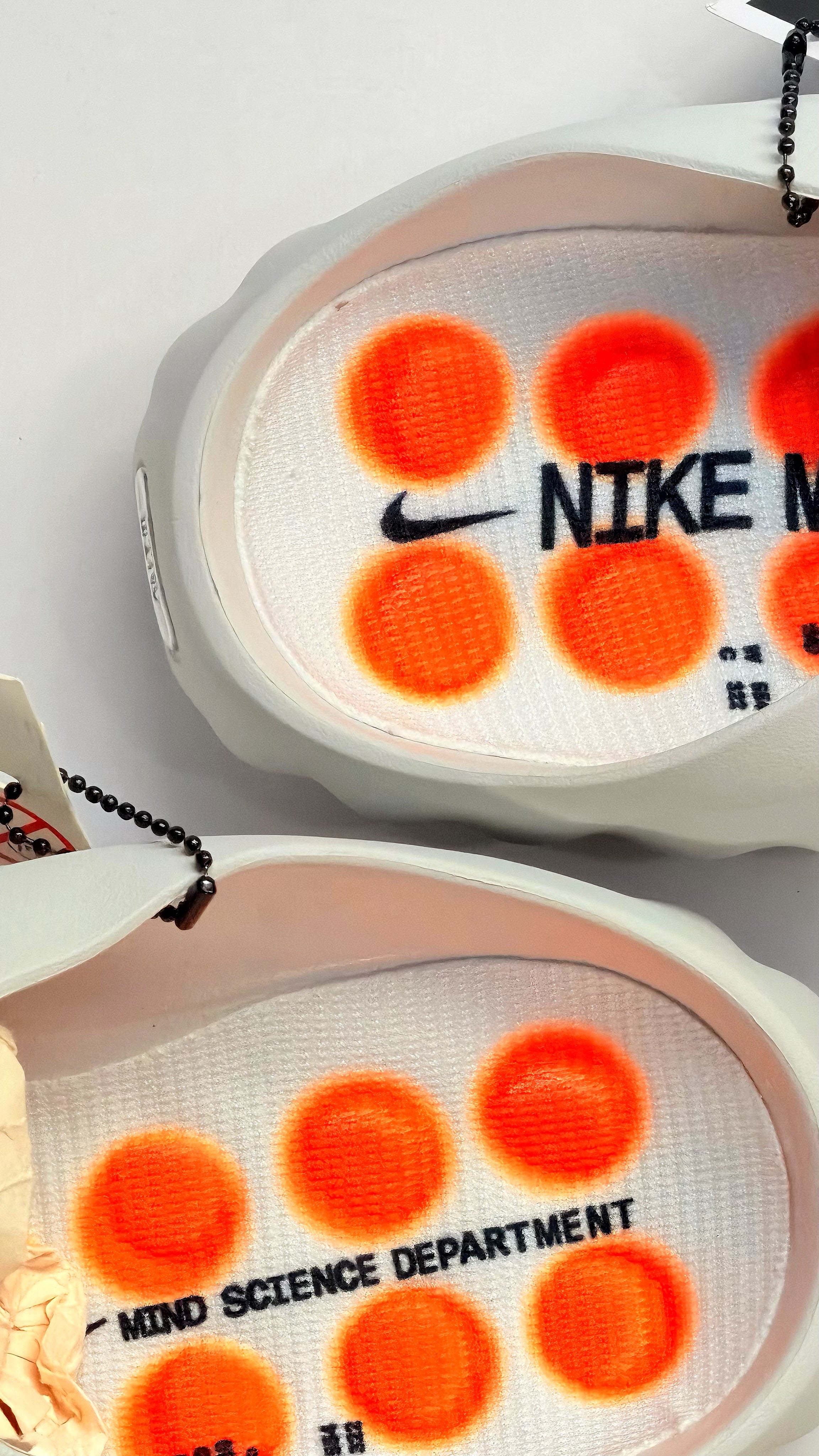 Nike Mind 001