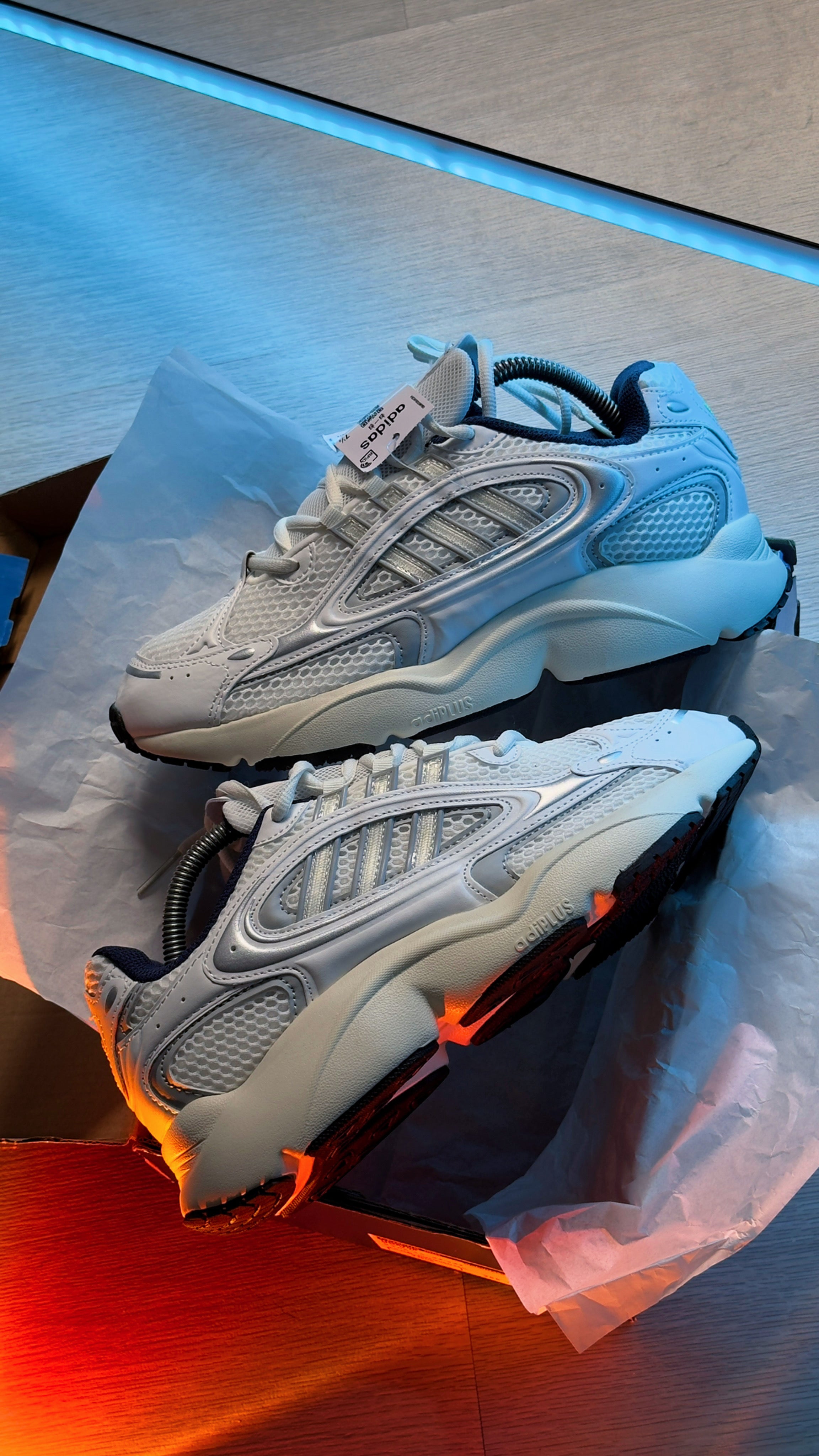 Adidas OZMILLEN