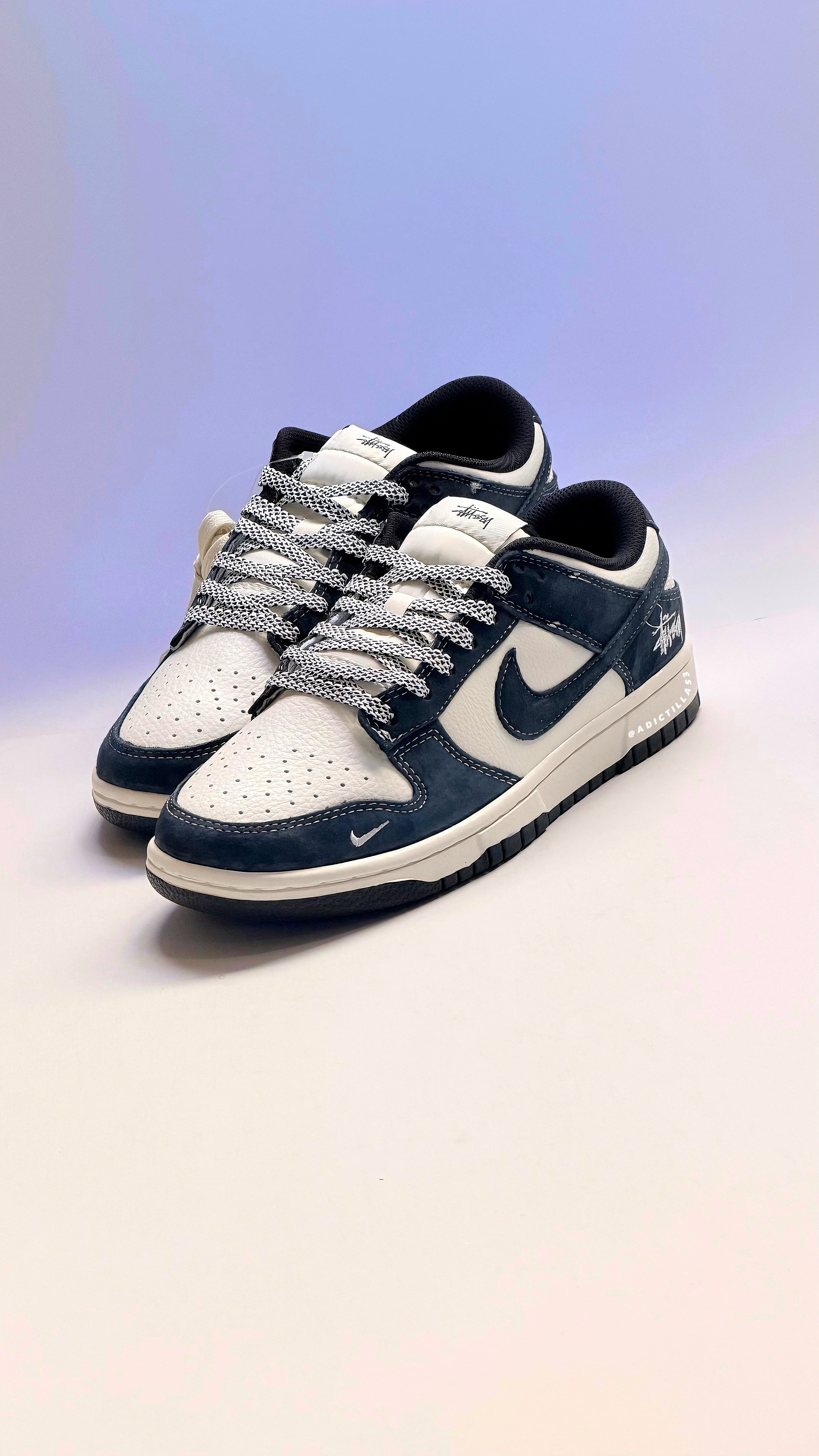Nike SB Dunk Low Stüssy
