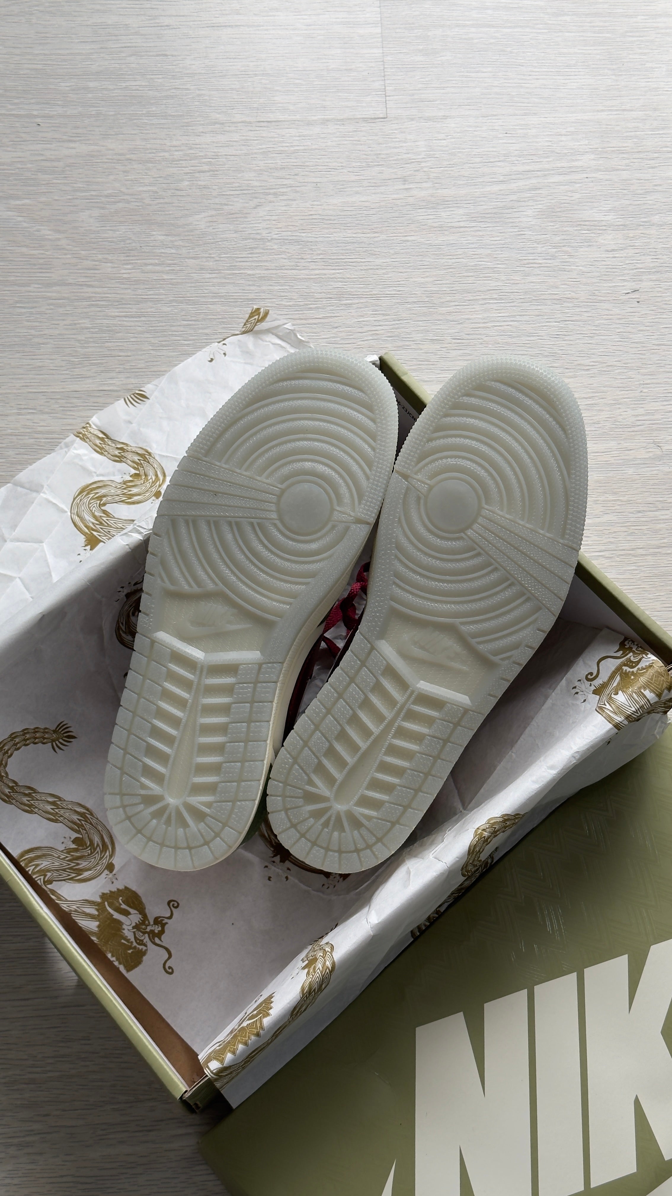 Jordan 1 Low SE Year of the Dragon