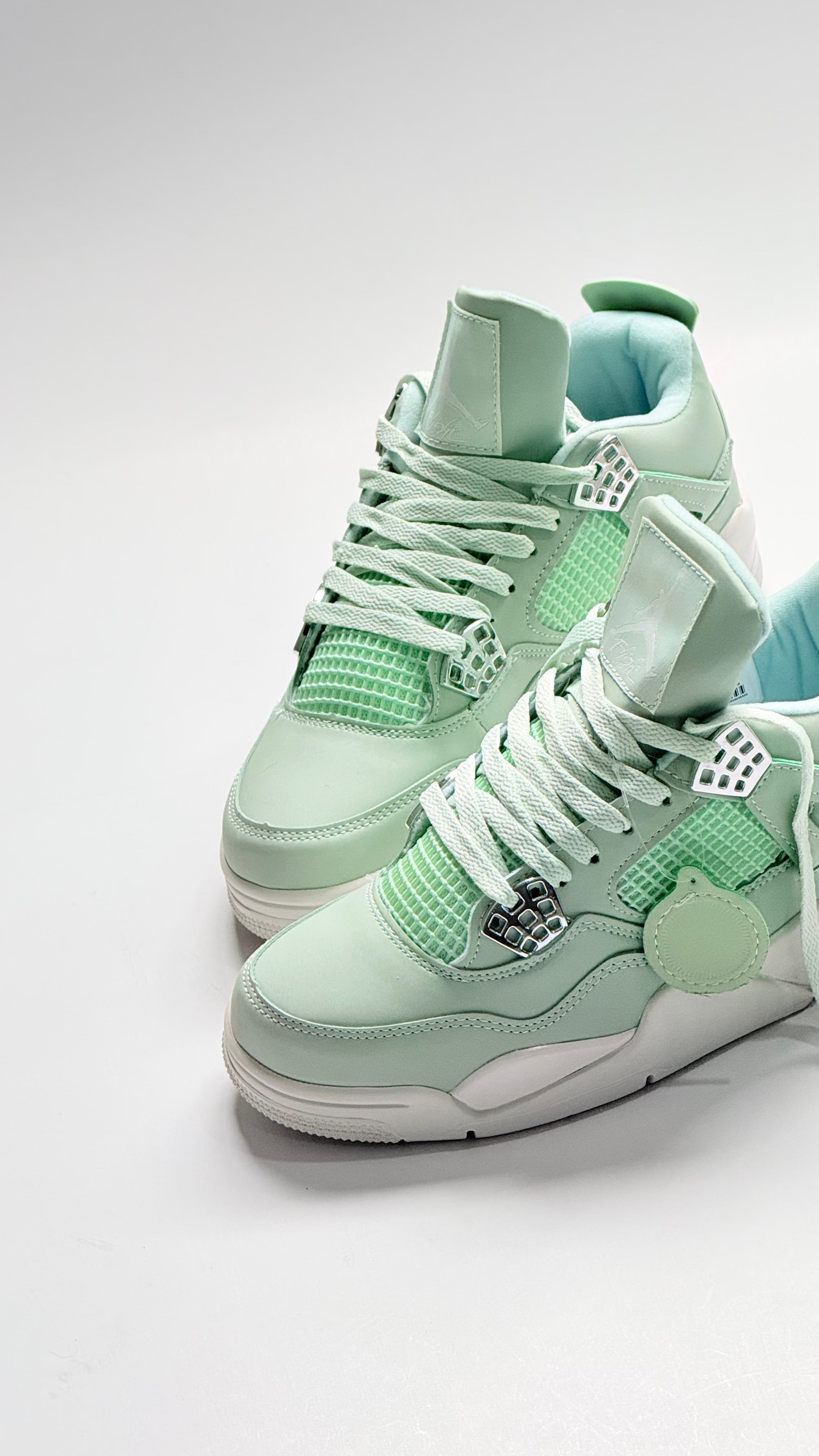 Air Jordan 4 Retro "Abundance"