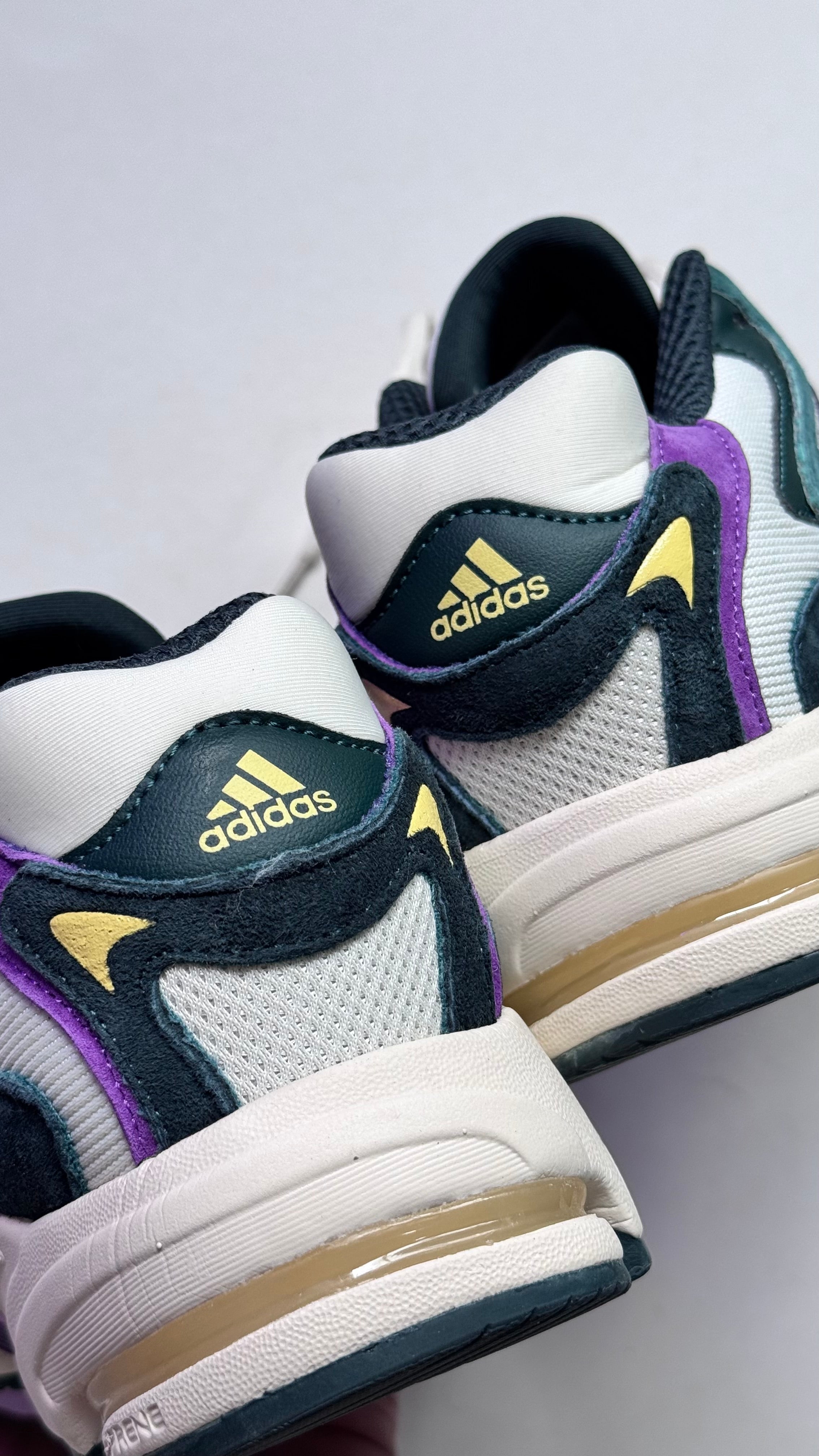 Adidas Response CL