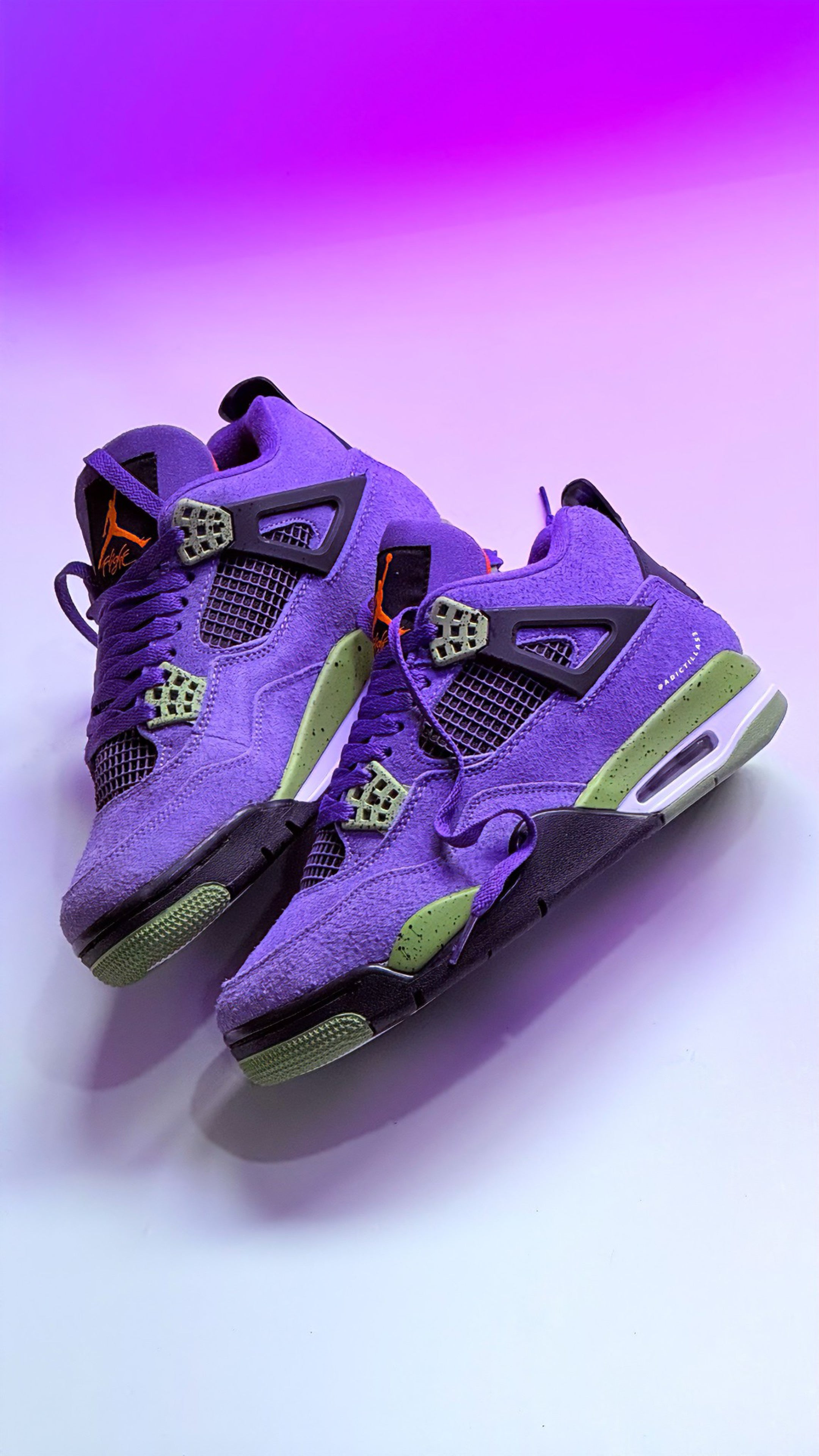 Air Jordan 4 Retro “ Canyon Purple “