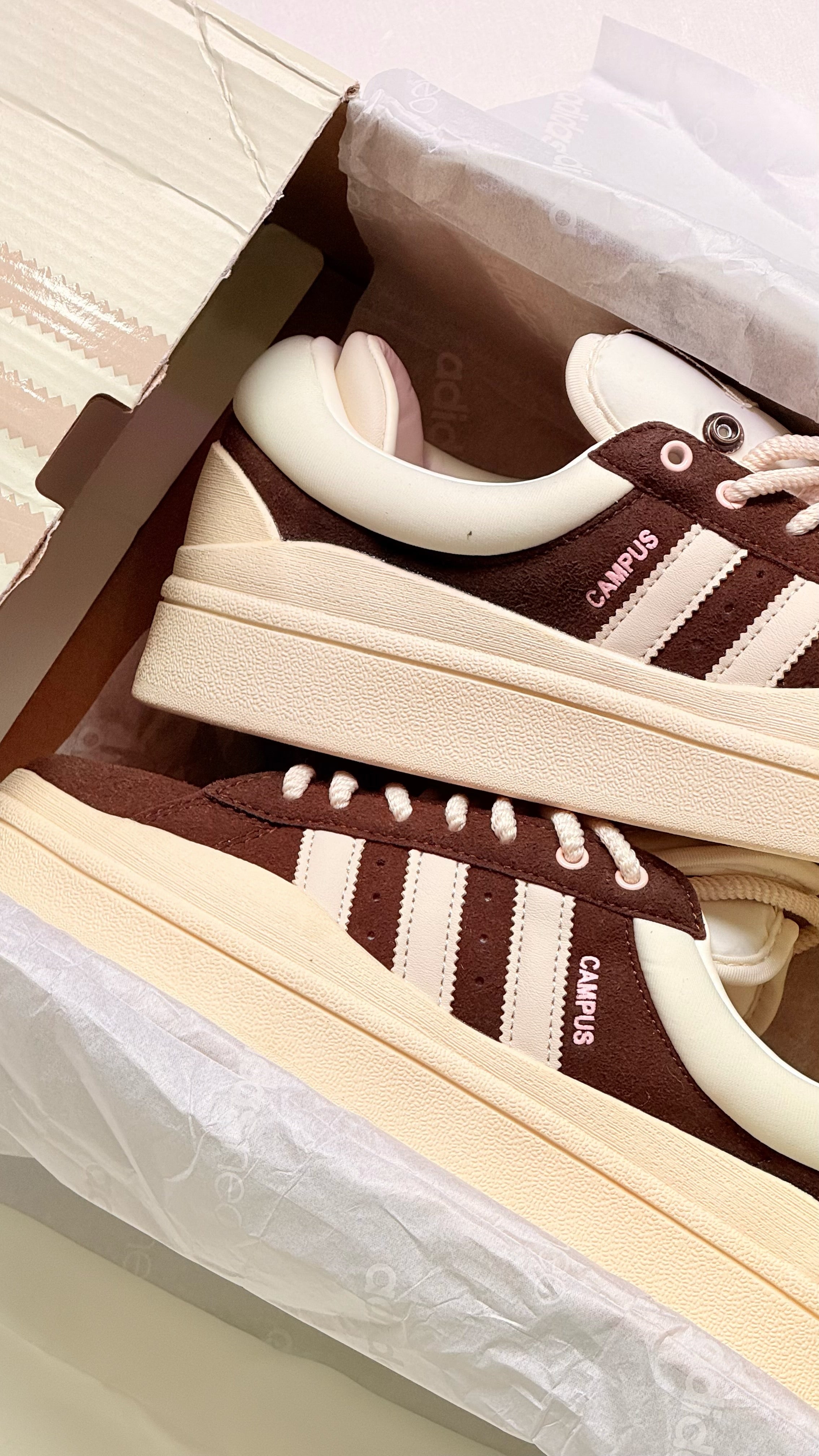 Adidas “ The Last Campus “x Bad Bunny