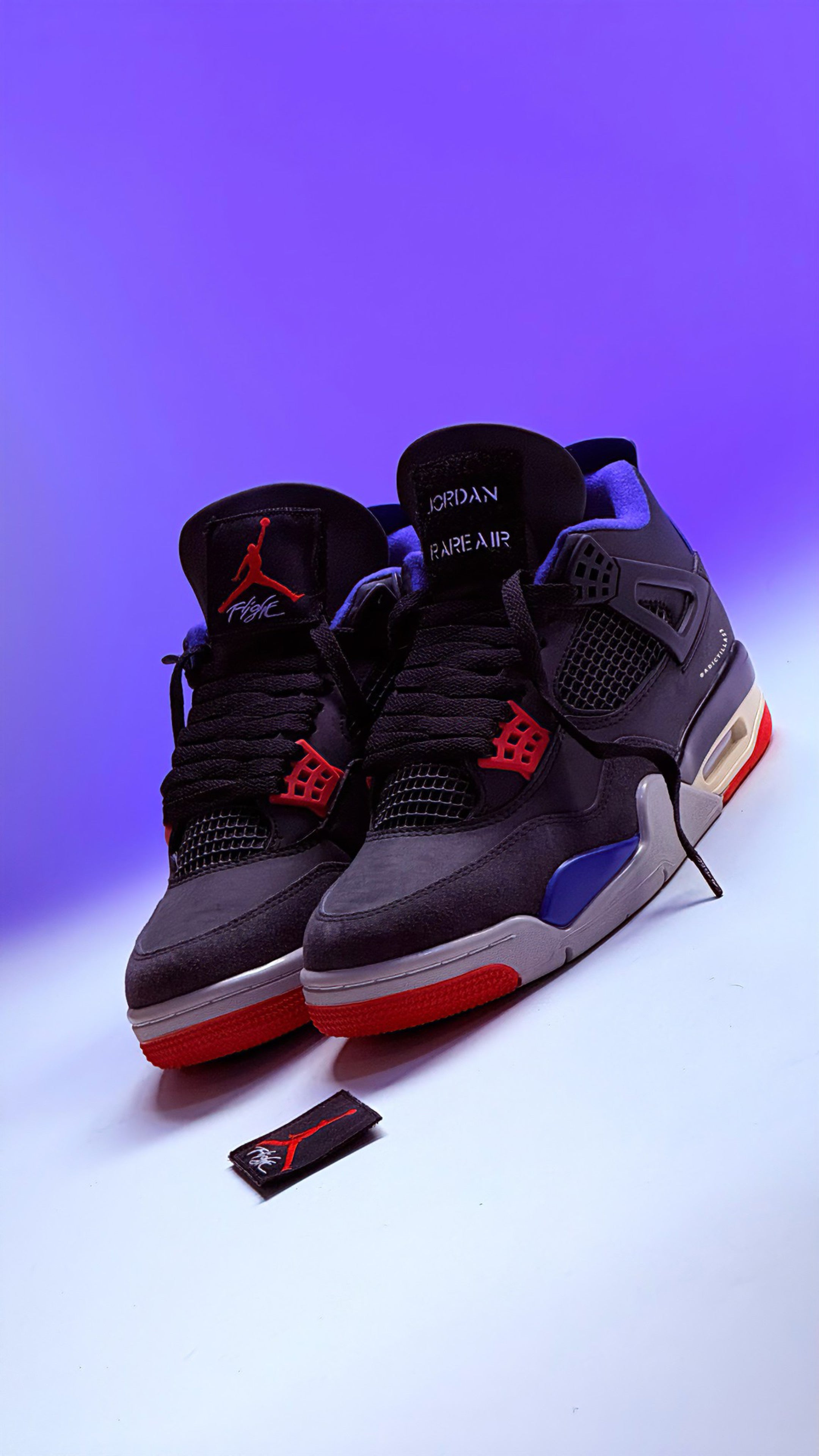 Air Jordan 4 Retro
“ Rare Air “