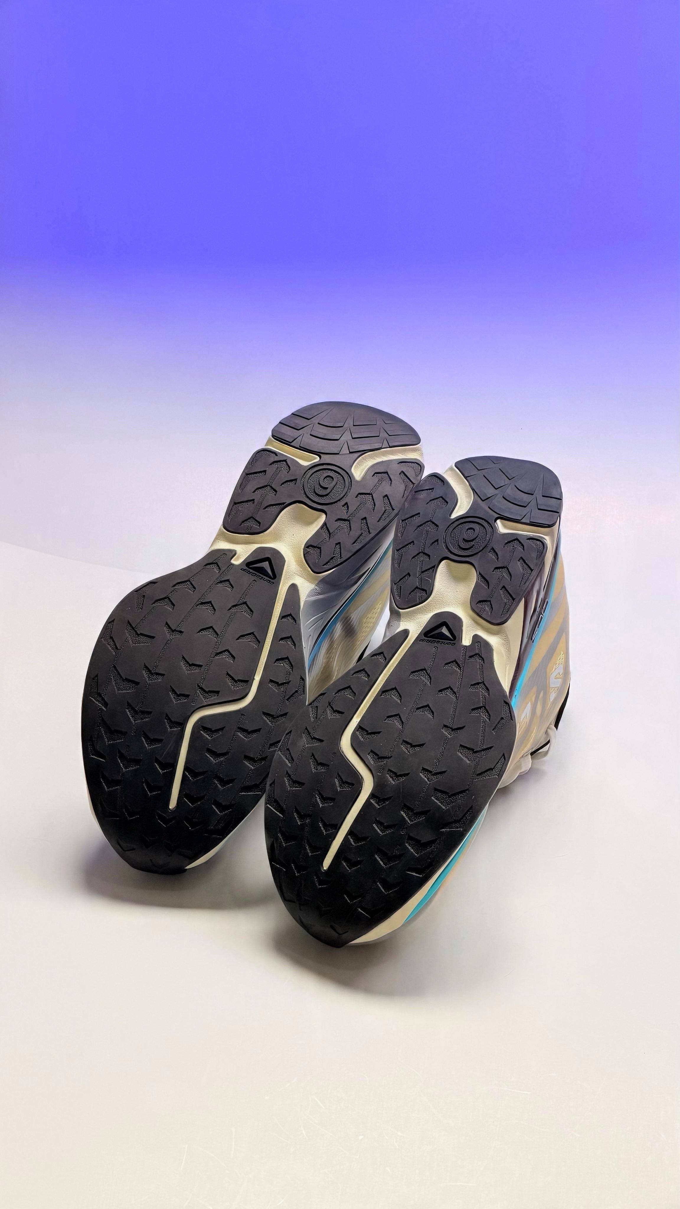 Salomón X Maison Margiela MM6 XT6