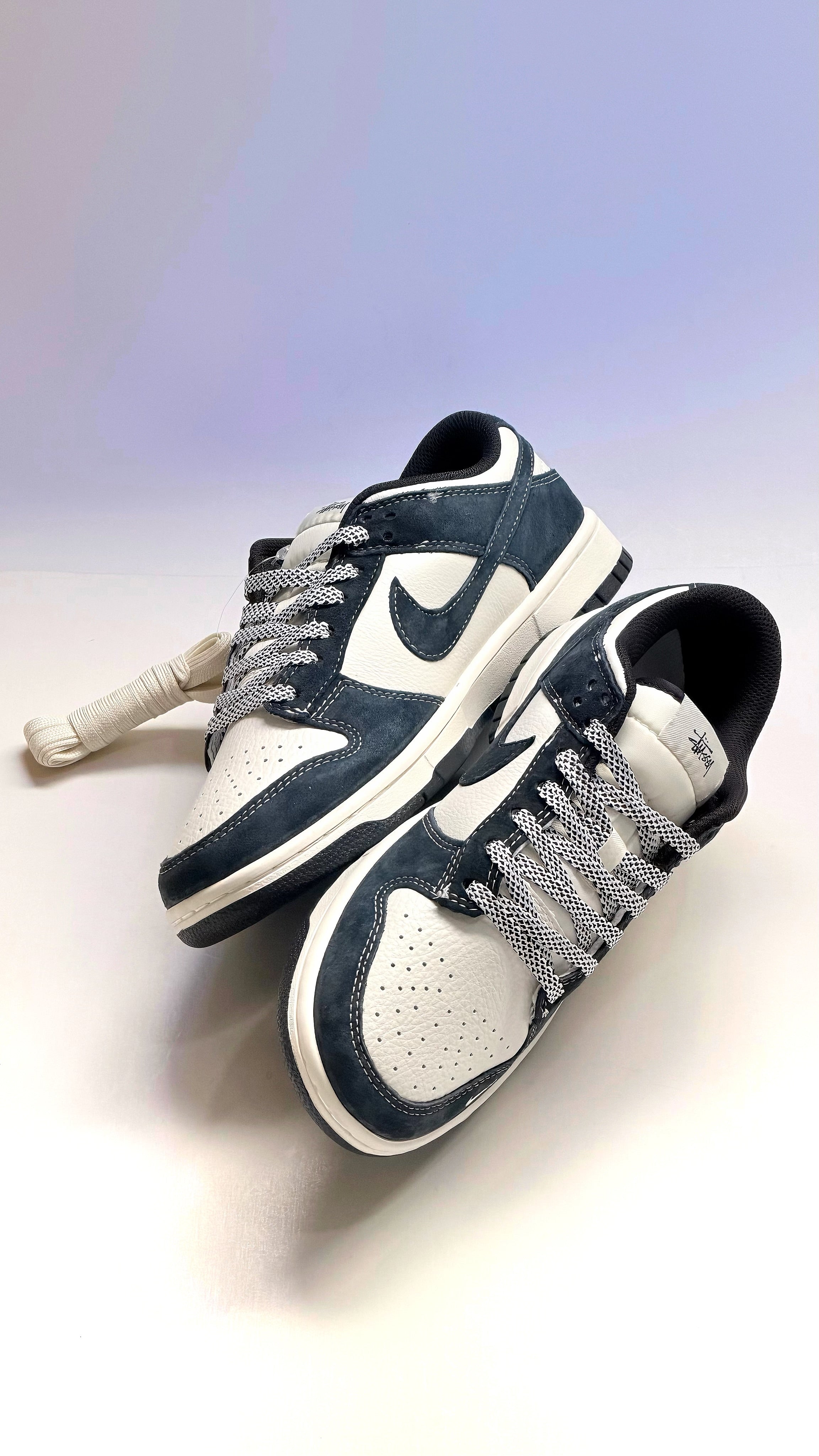 Nike SB Dunk Low Stüssy