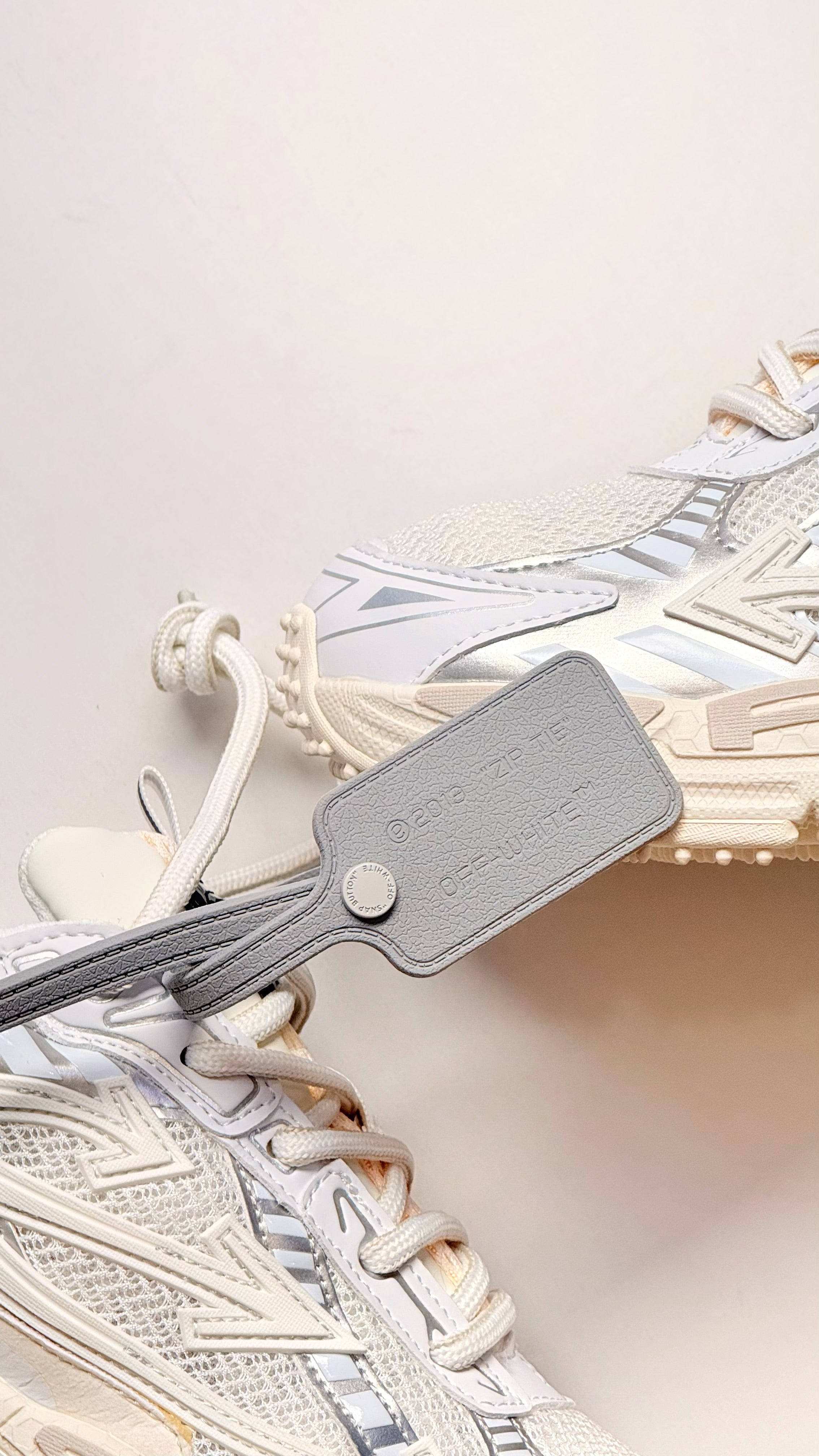 Off-White Be Right Back | Blanco