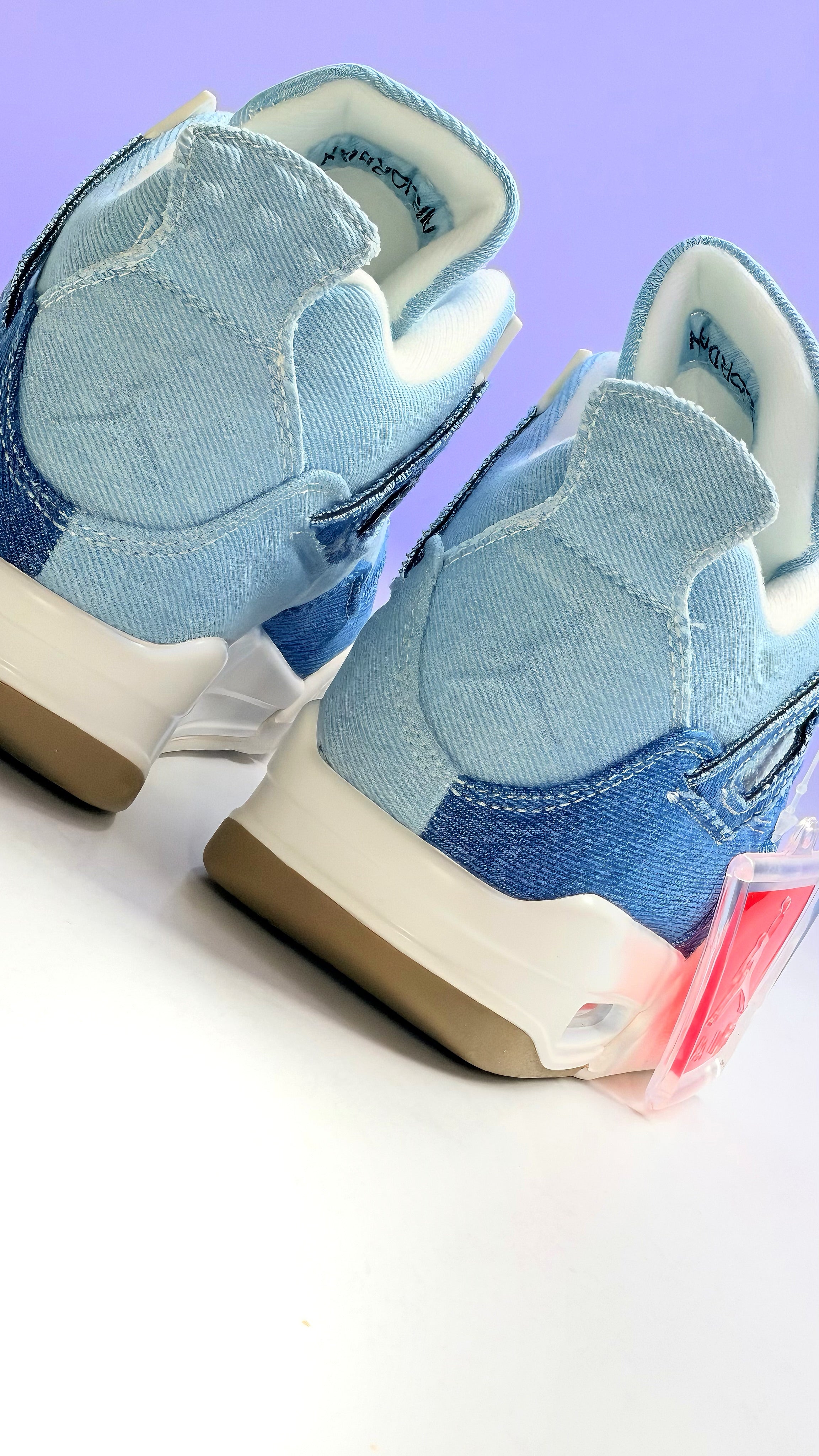 Air Jordan 4 Worn Blue