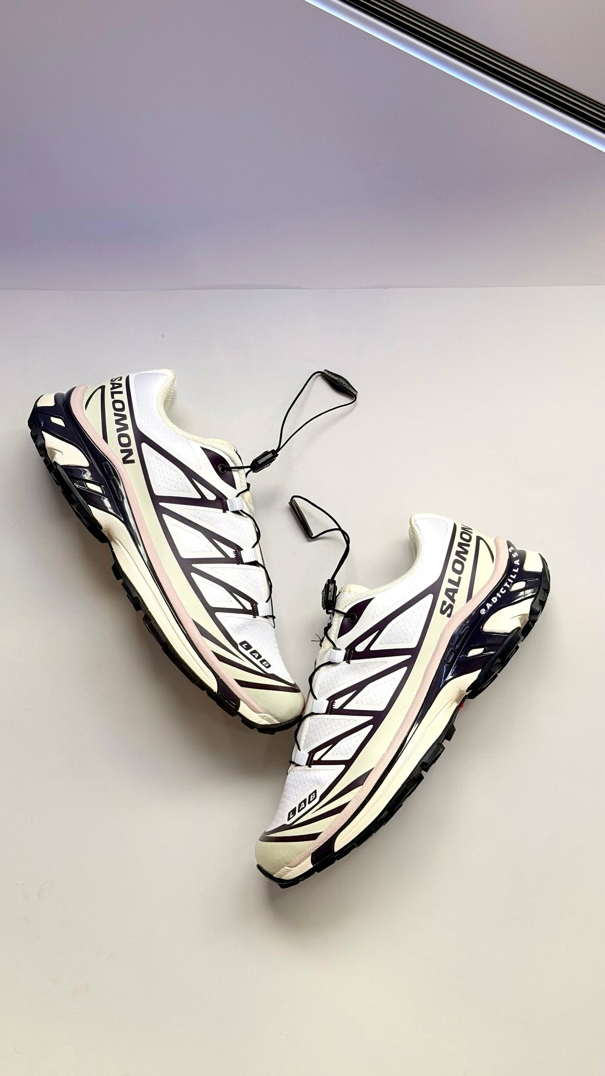 SALOMON XT-6
White Vanilla Ice