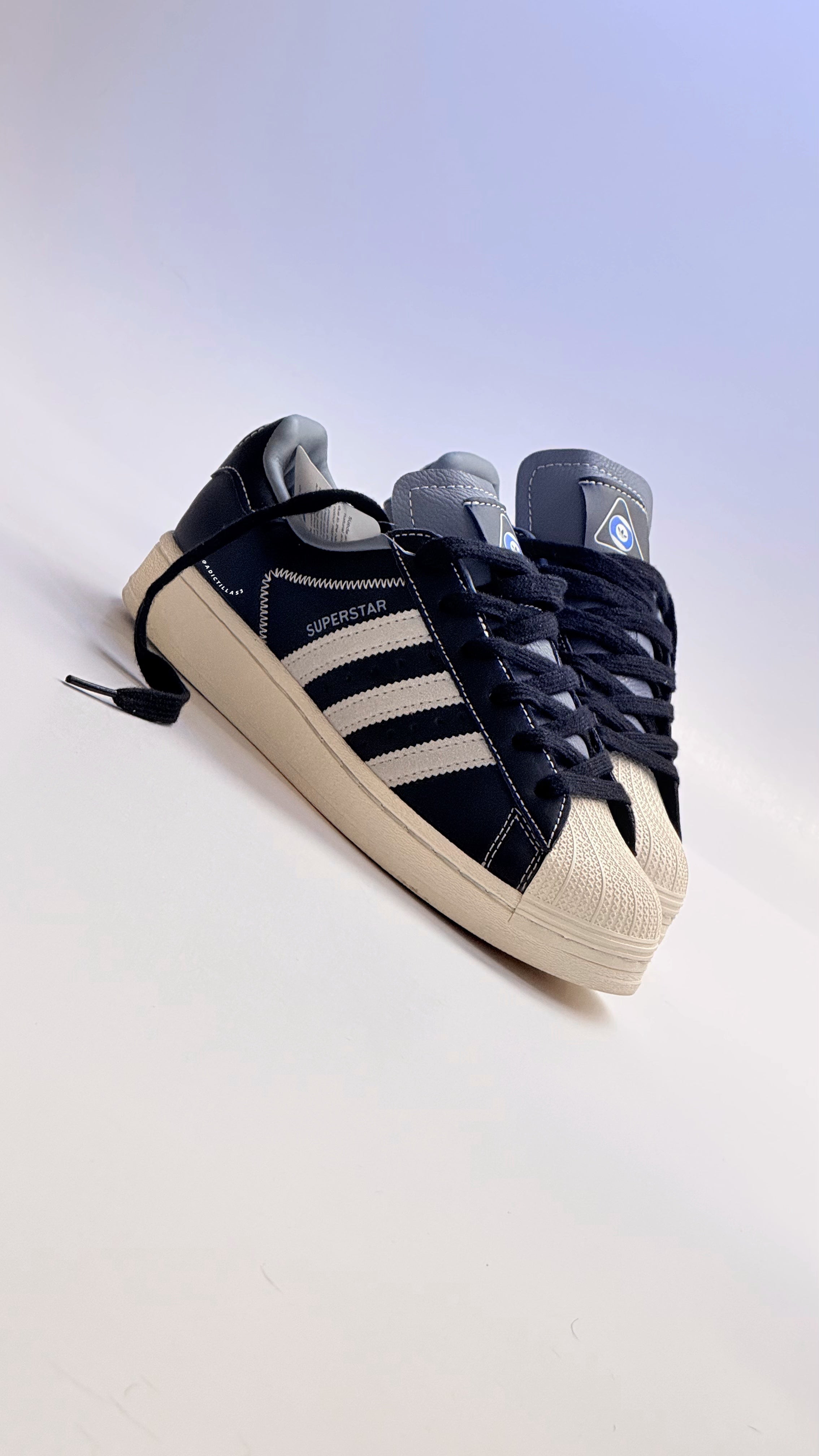 Adidas Superstar