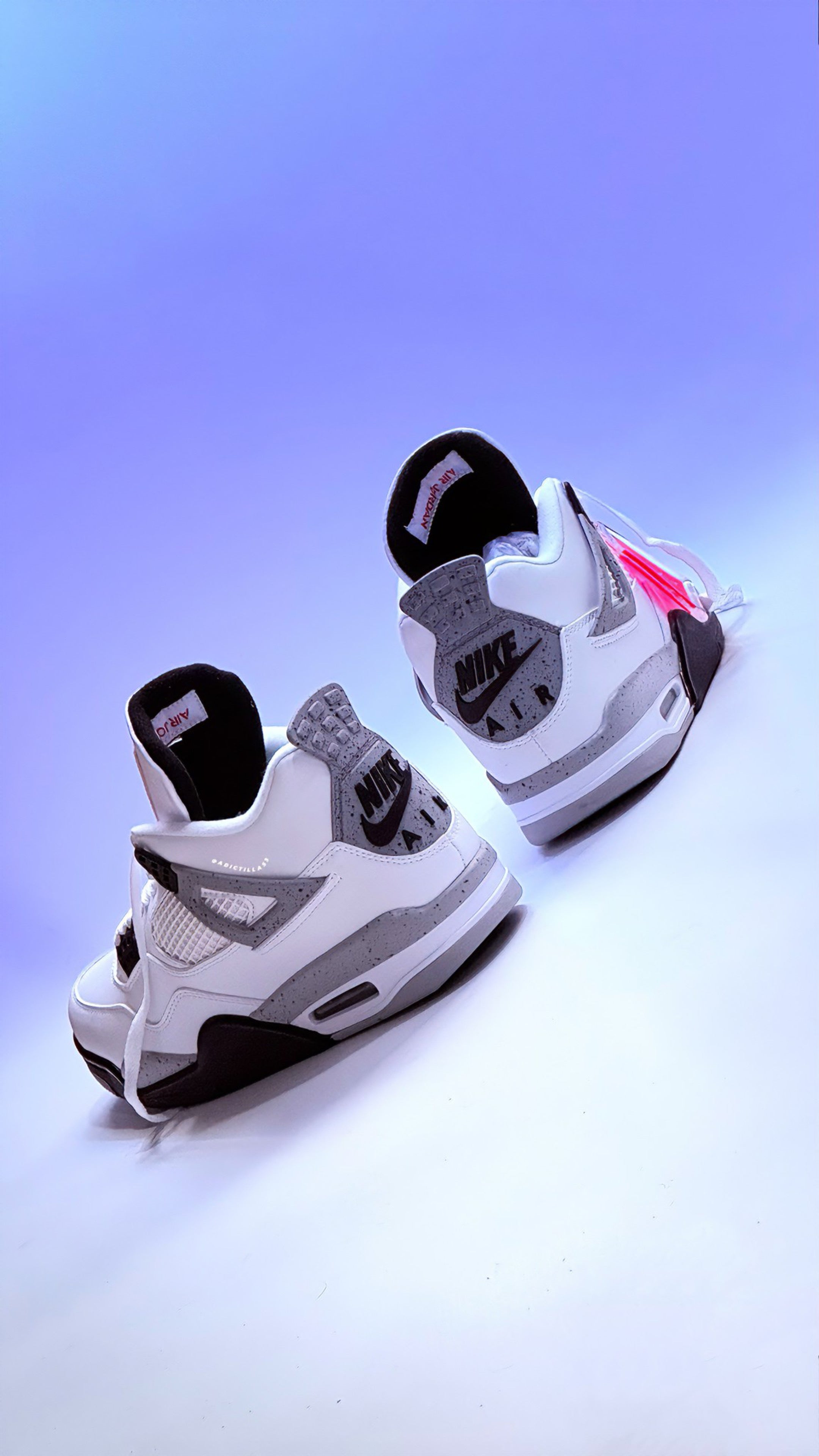 Air Jordan 4 Retro White Cement
