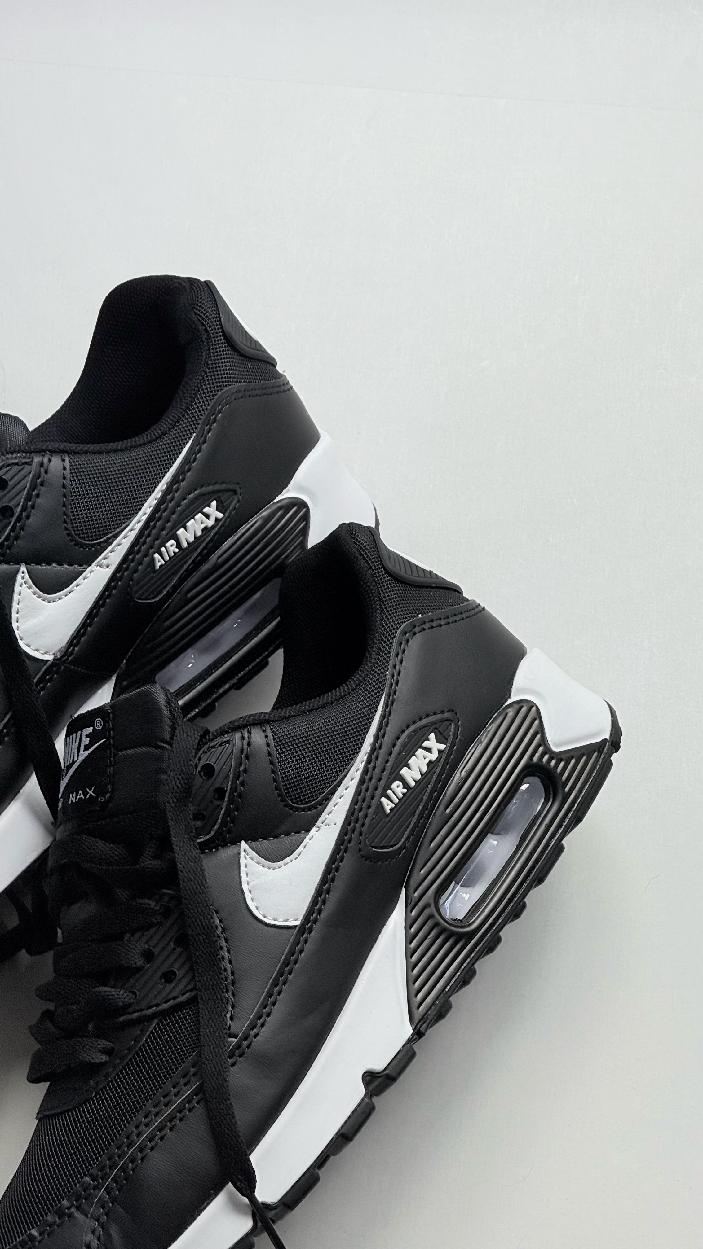 Tenis Nike Air Max 90 B & W
