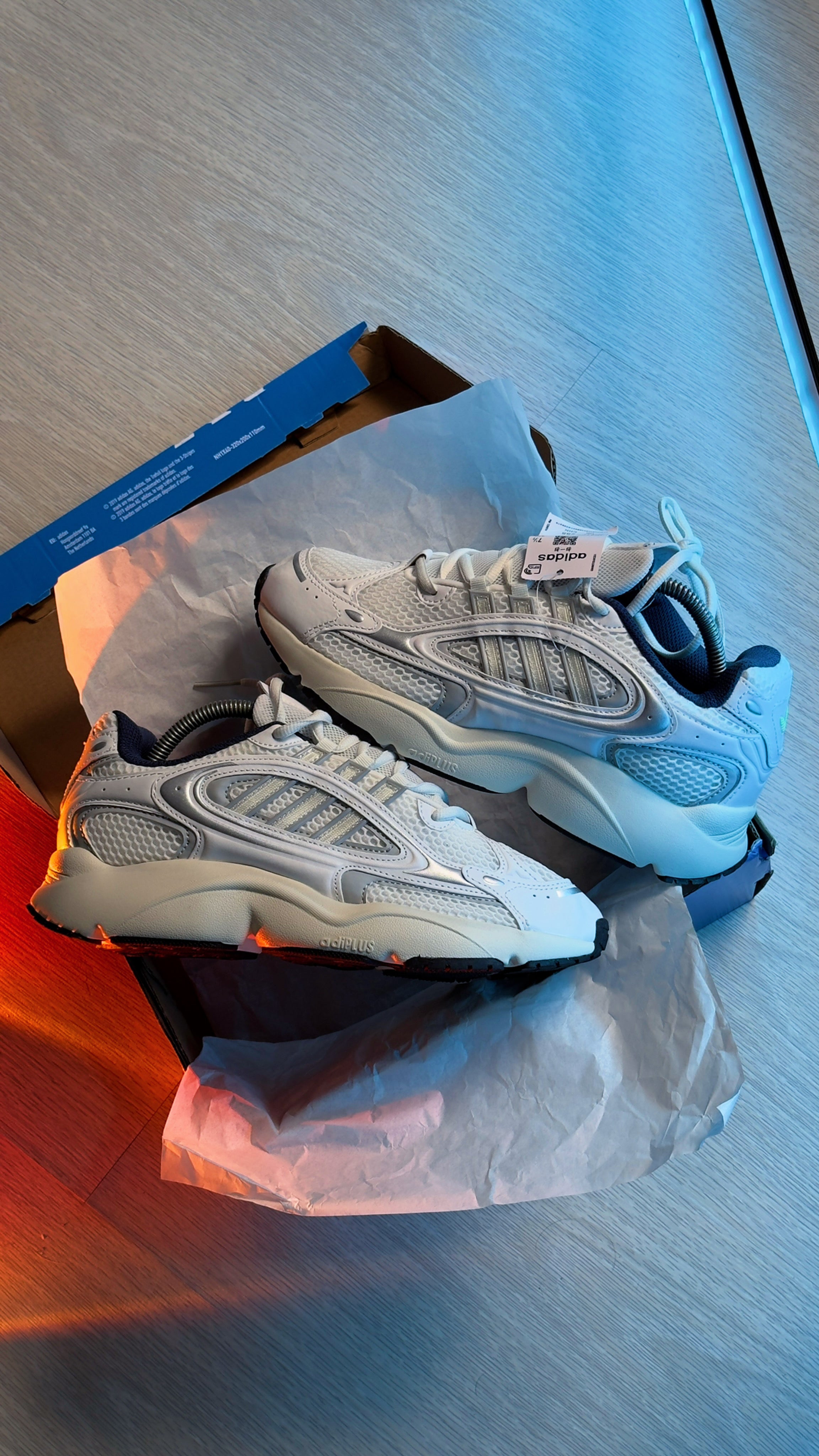 Adidas OZMILLEN