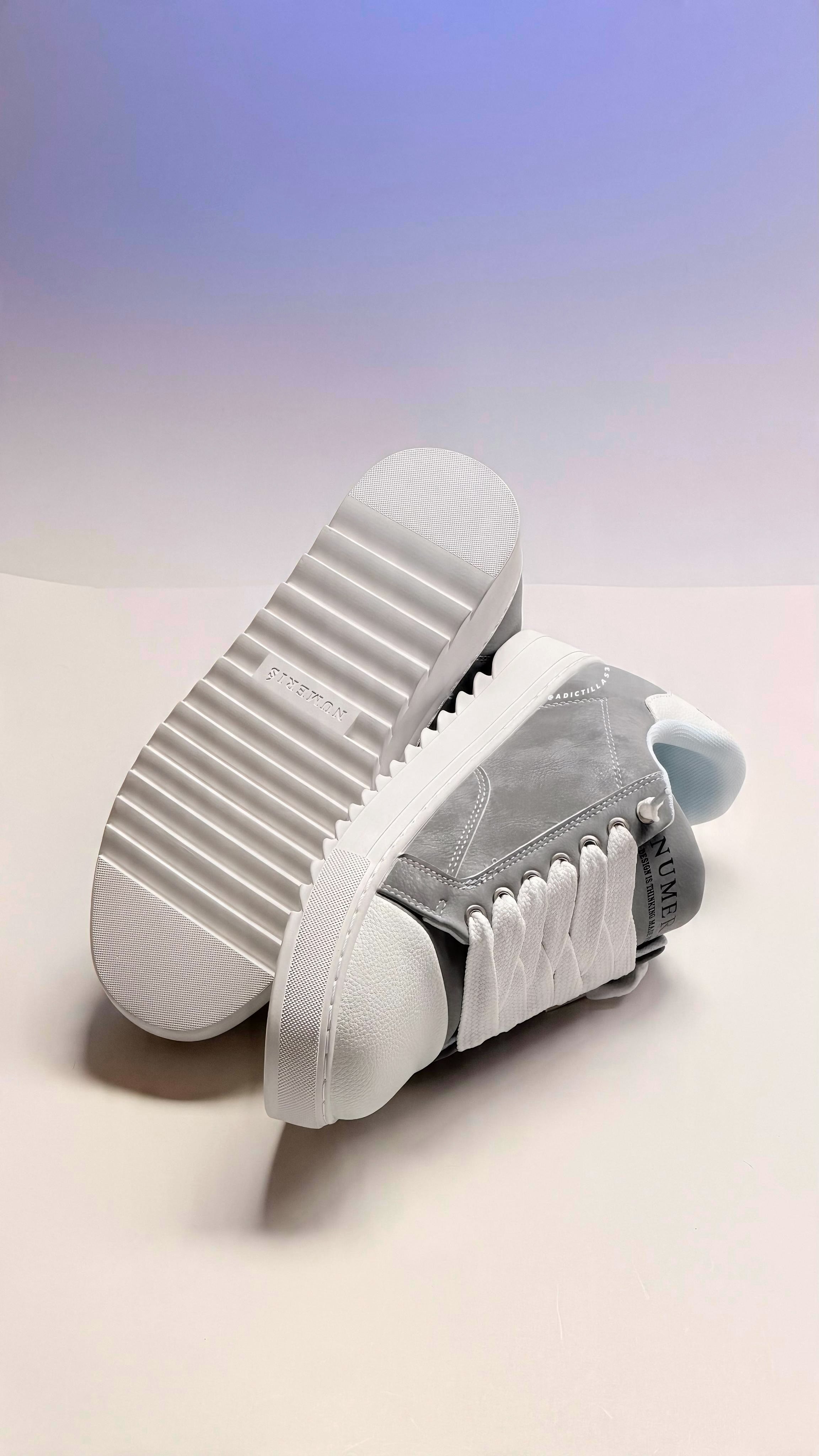 Numeris Sneakers