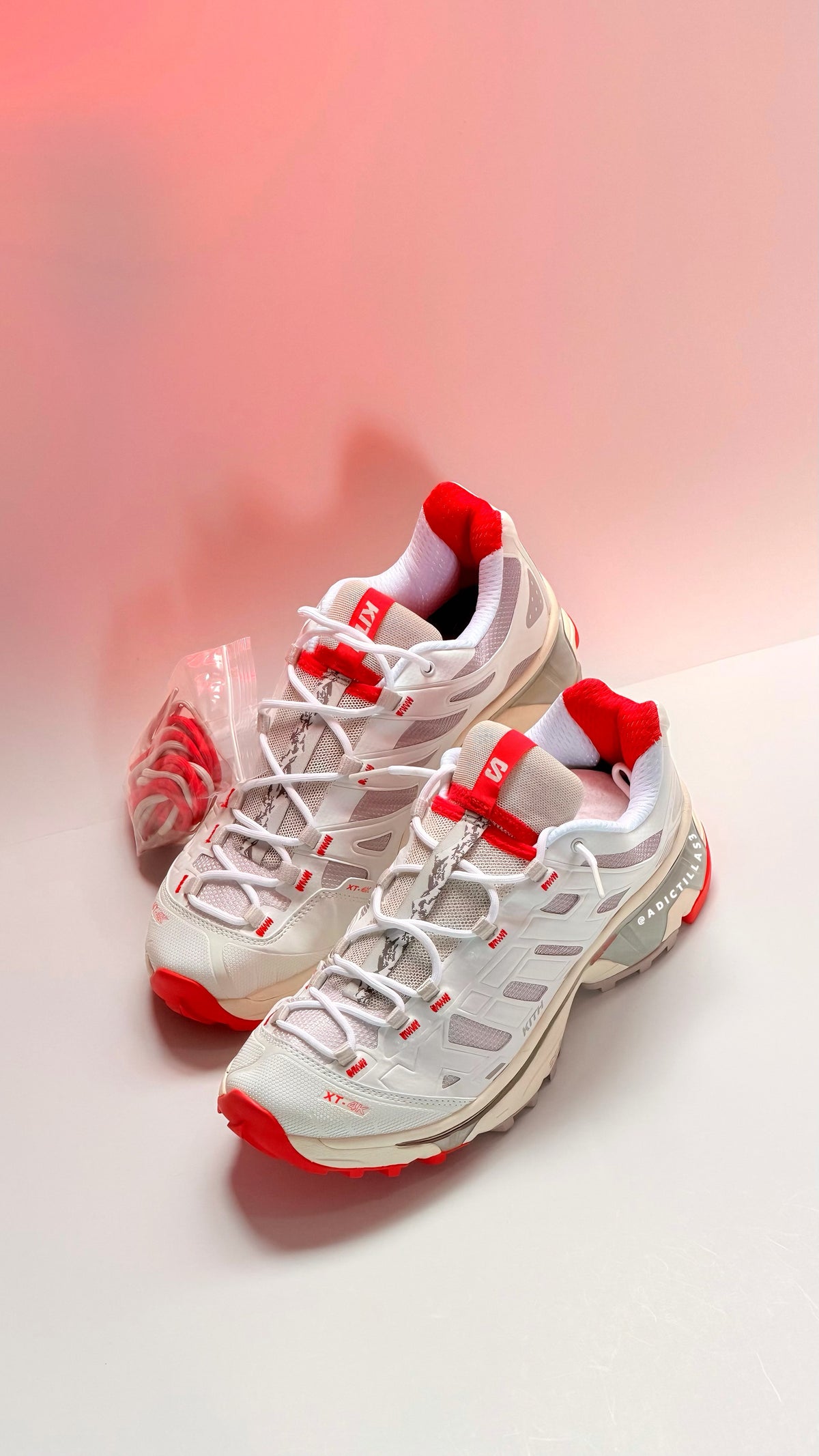 Salomón XT-4K "Kithmas White Red “