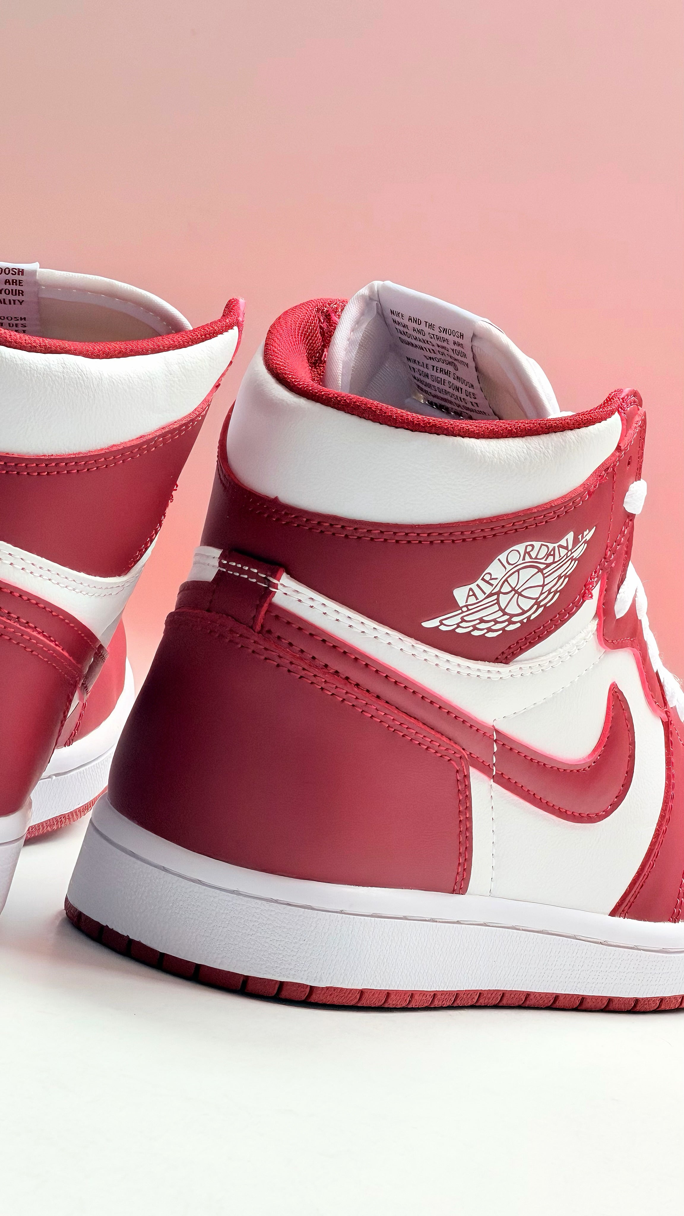 Air Jordan 1 "Team Red"