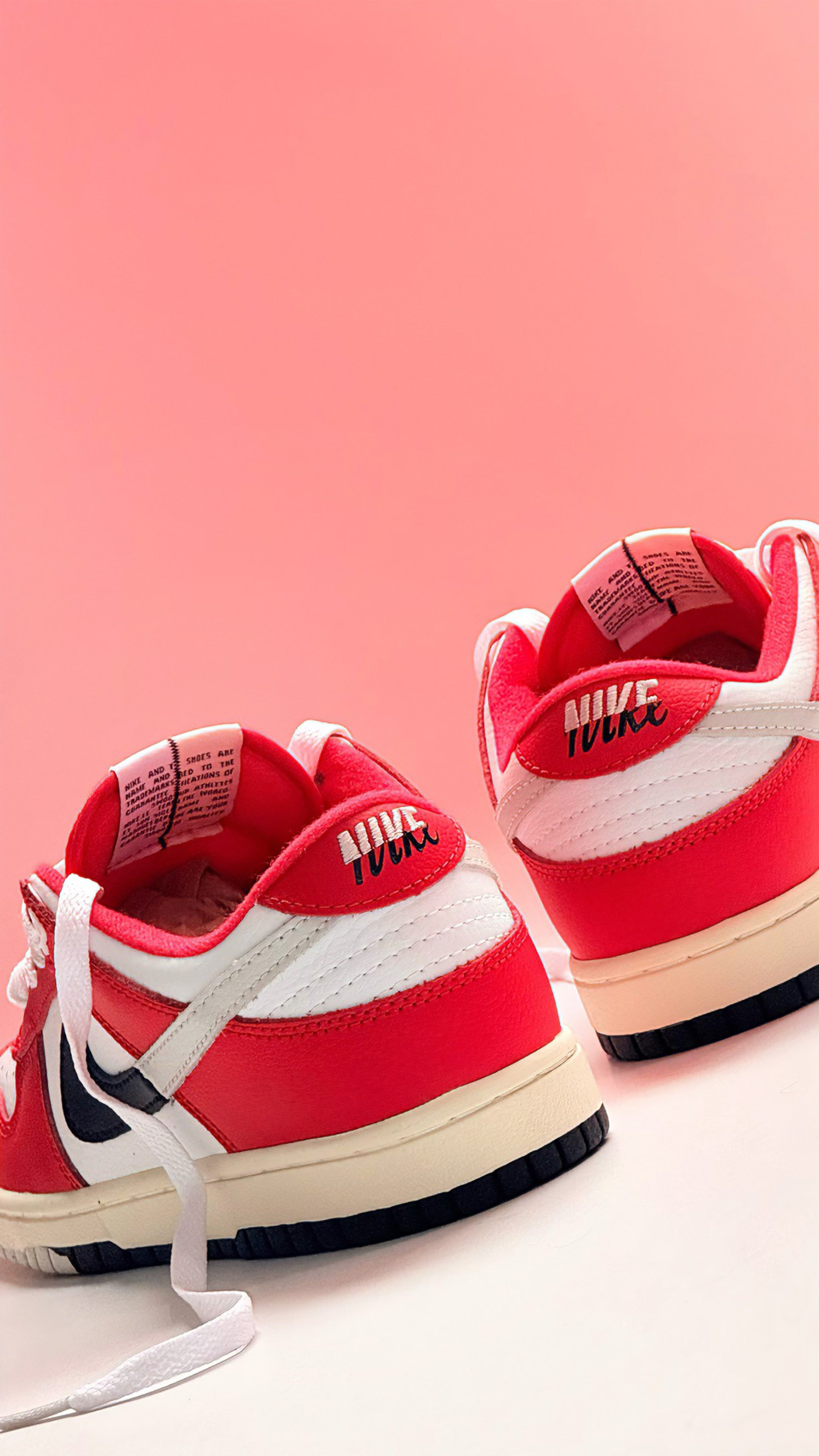 Nike Sb Dunk Low Chicago Split
