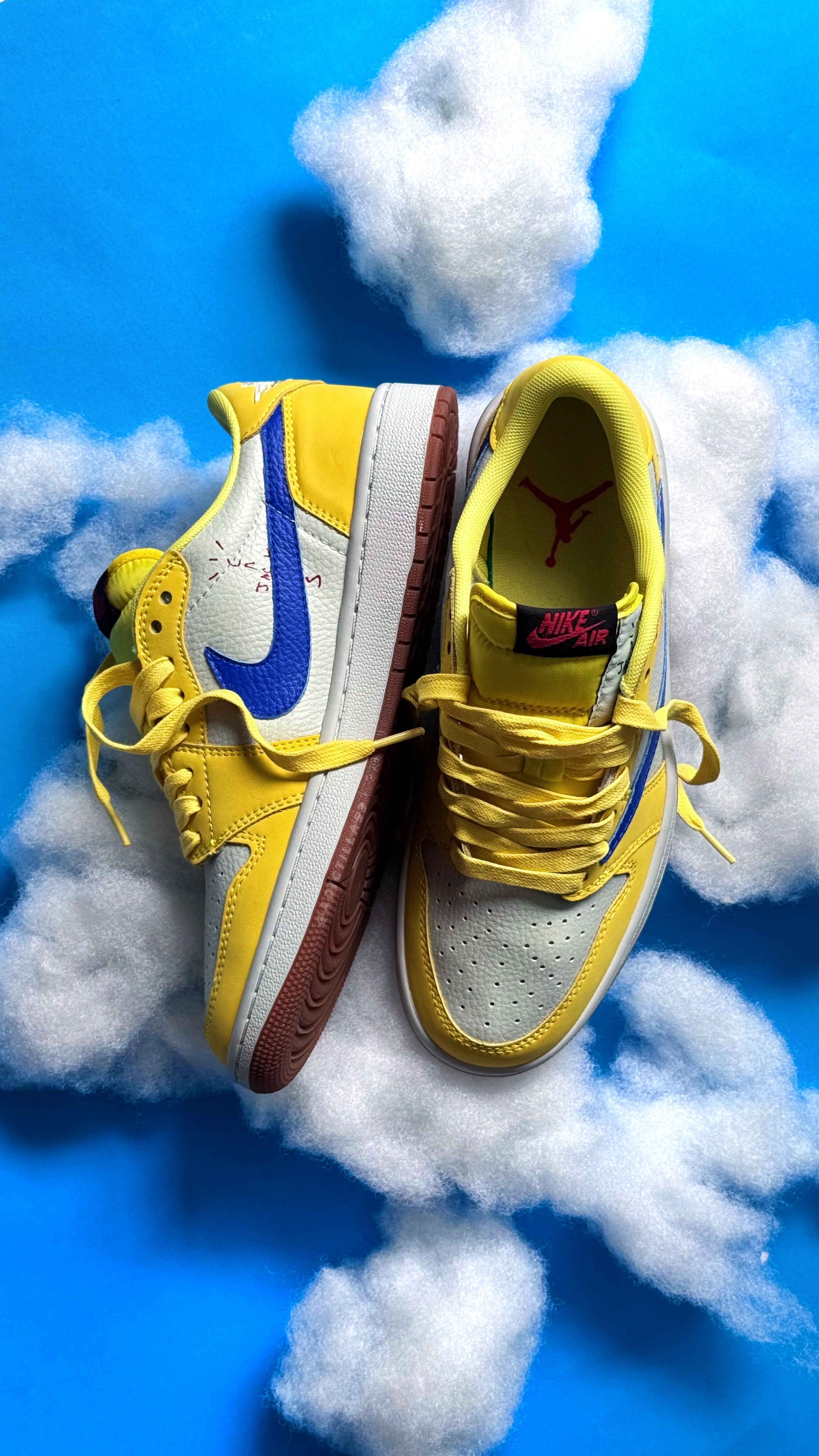 Jordan 1 Retro Low «Travis Scott Canary»