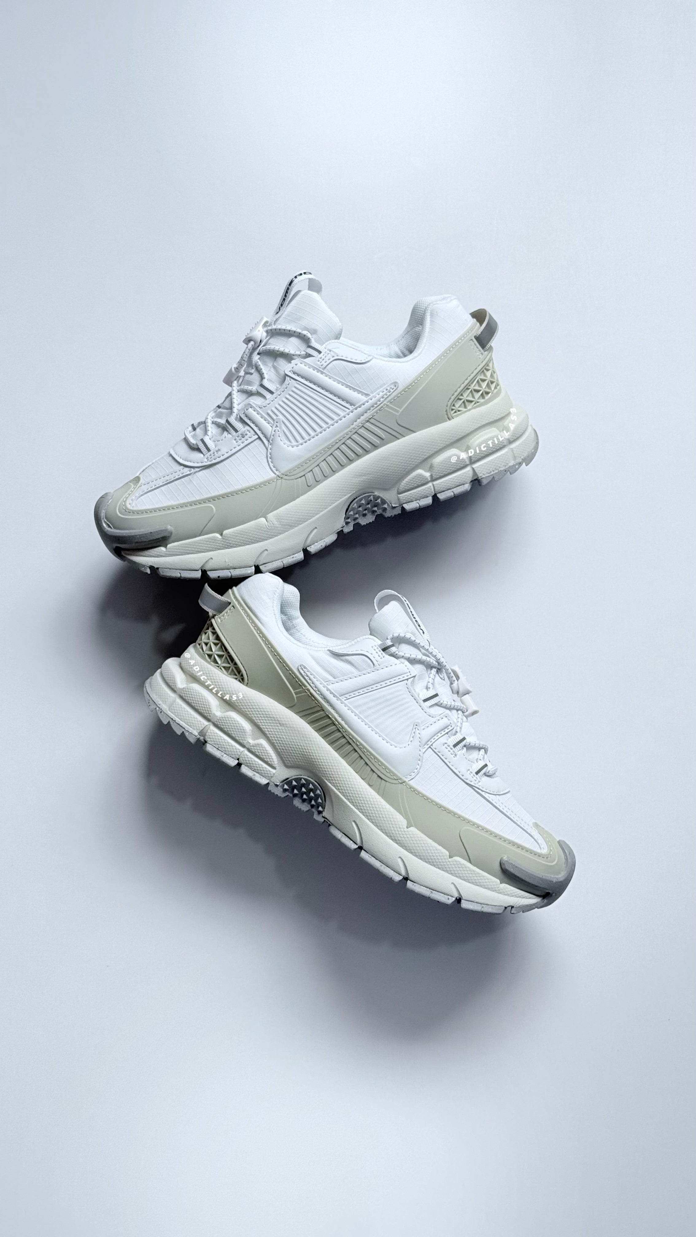 Nike Vomero 5 Roam White