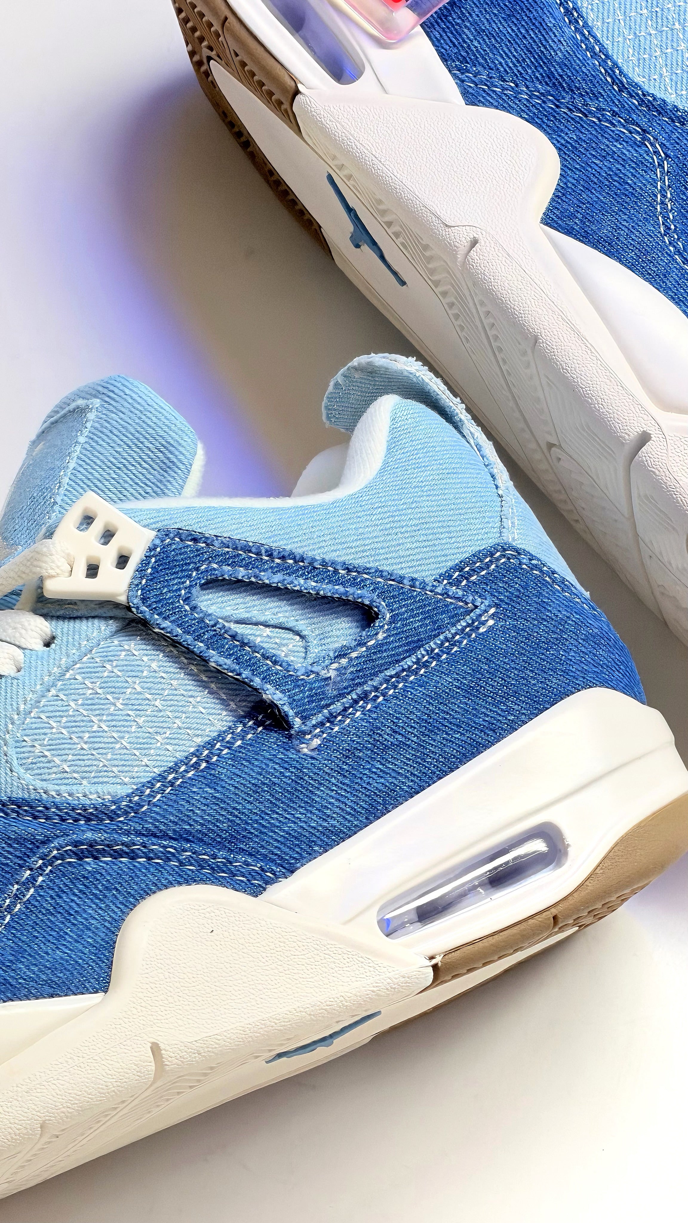Air Jordan 4 Worn Blue