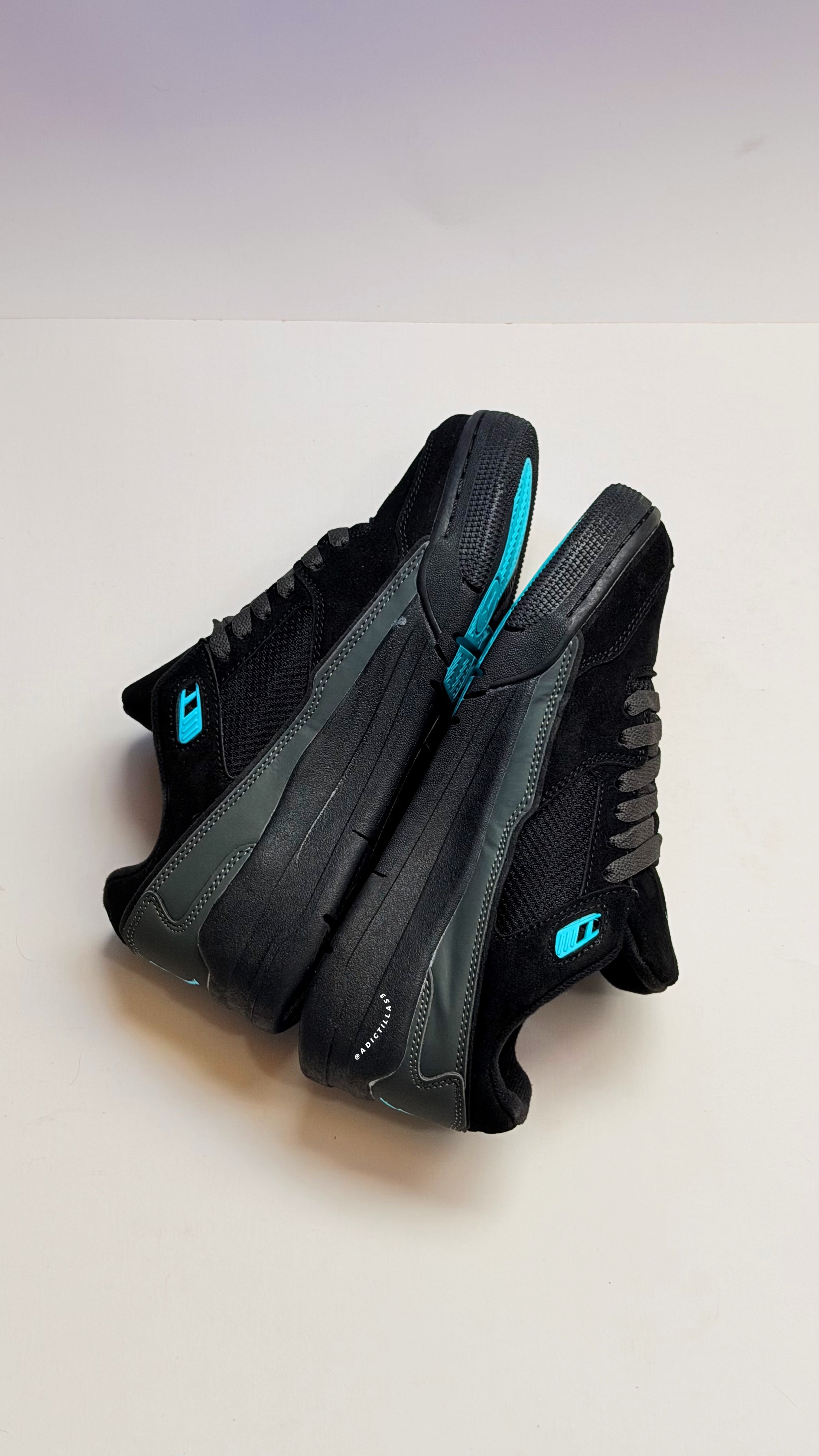 Jordan Flight Court
Black Gamma Blue