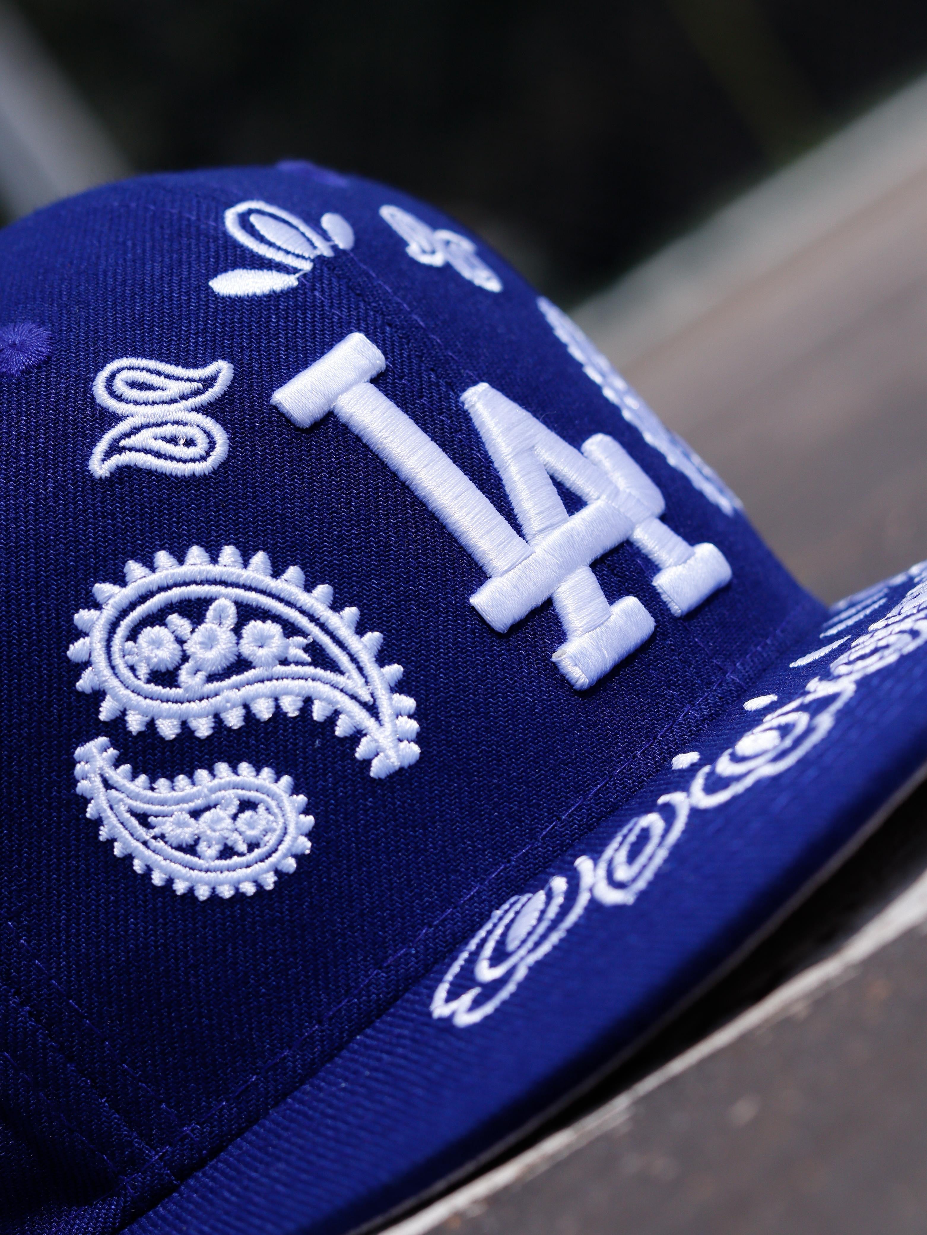 Gorra Los Angeles Dodgers MLB Paisley 59FIFTY Cerrada Azul New Era