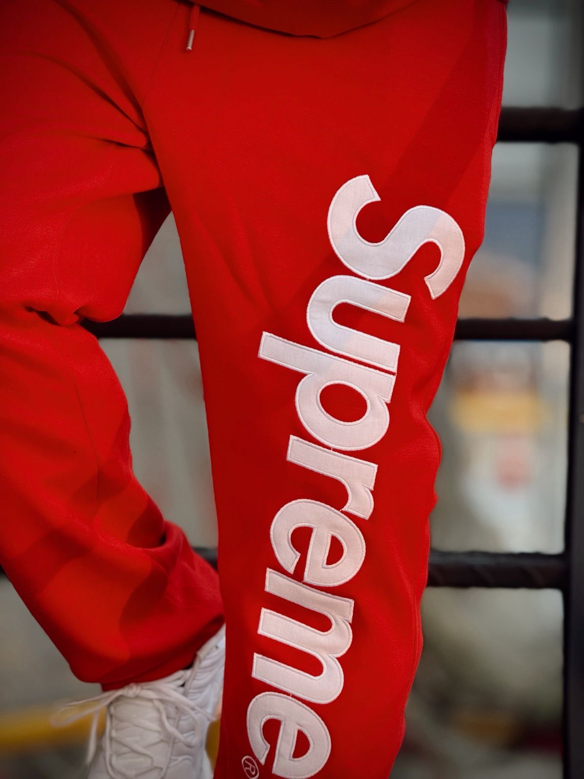 Conjunto Supreme Box a logo