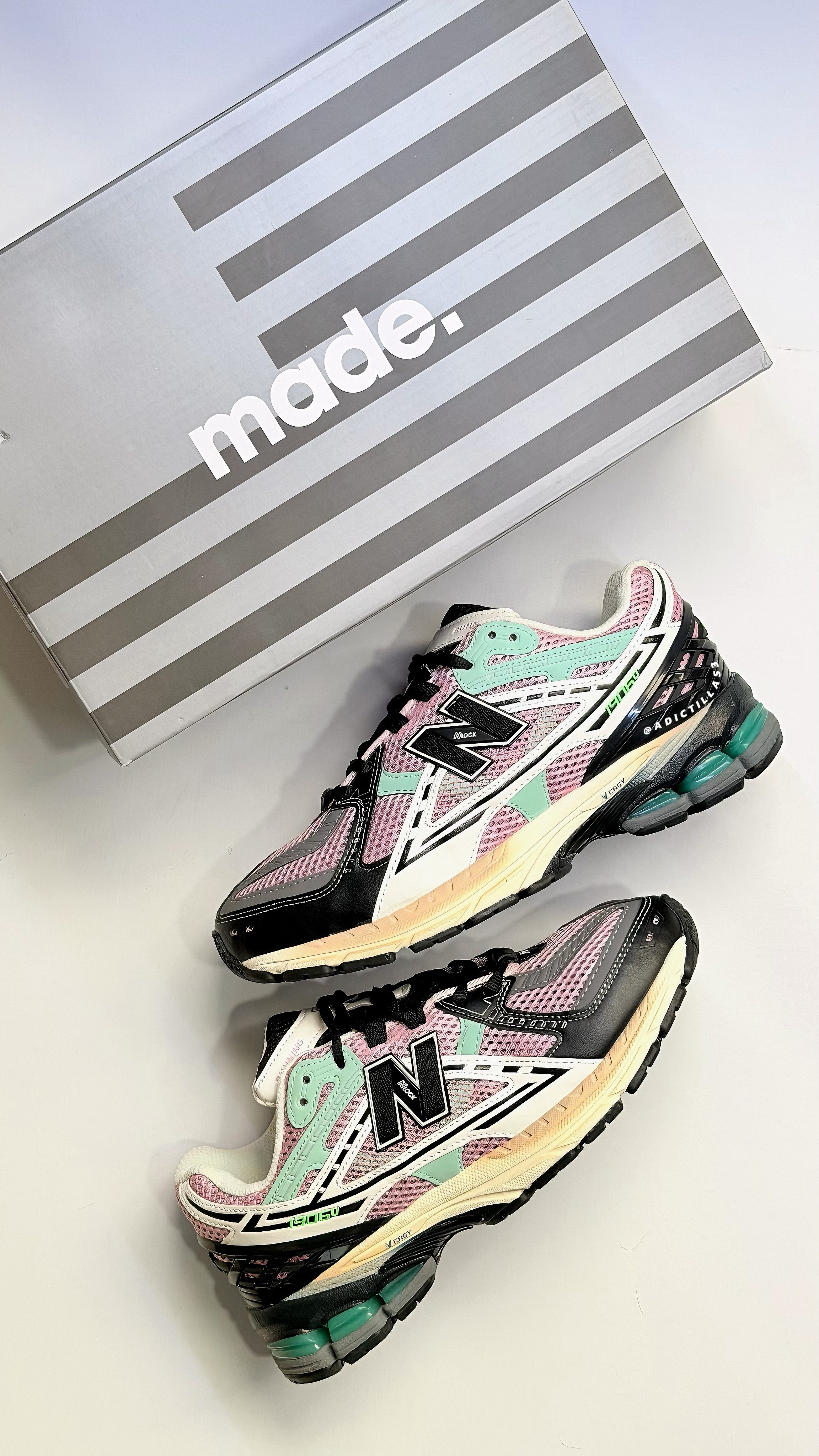 New Balance 1906U