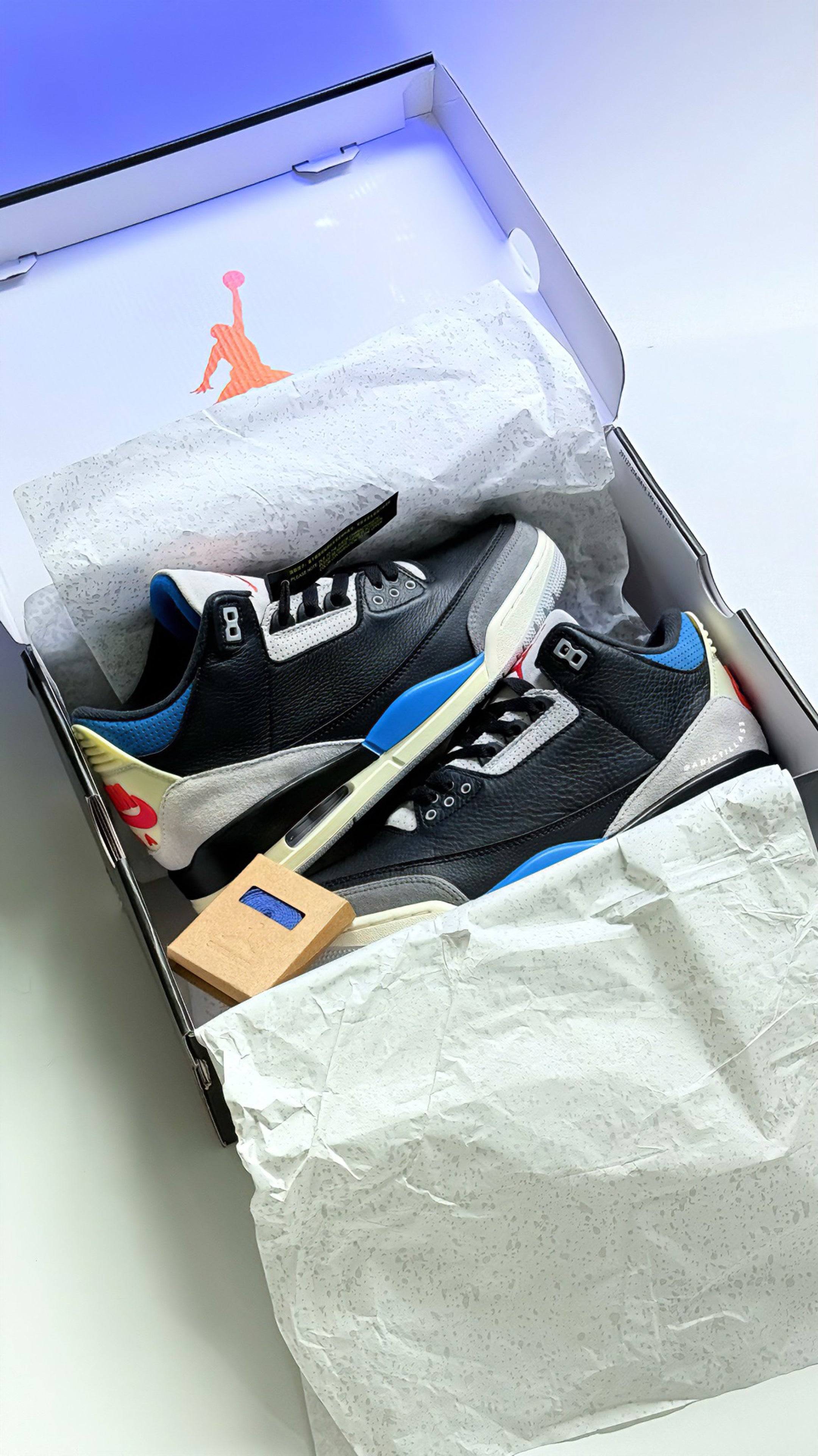 Air Jordan 3
Rare Air