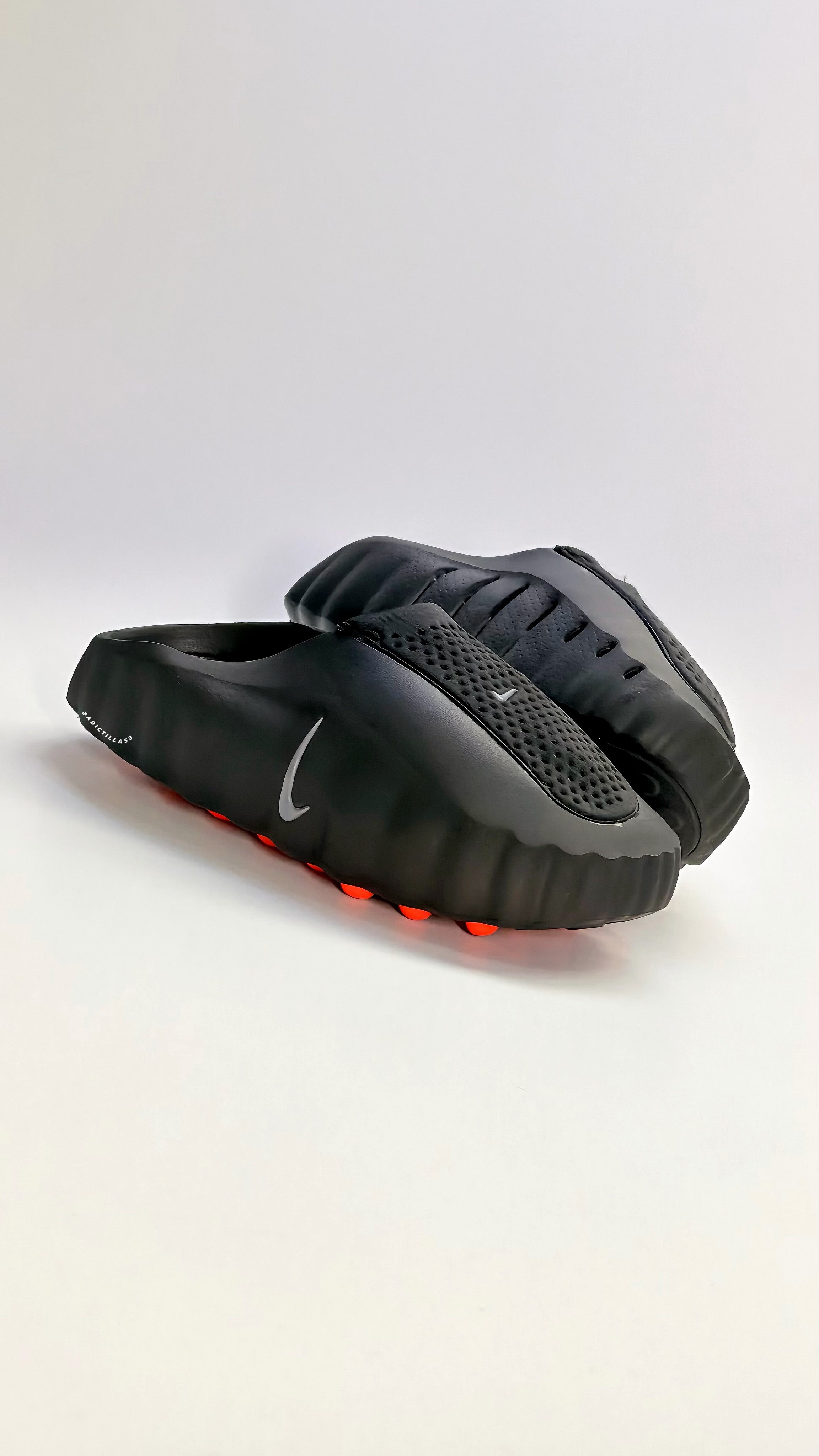 Nike Mind 001