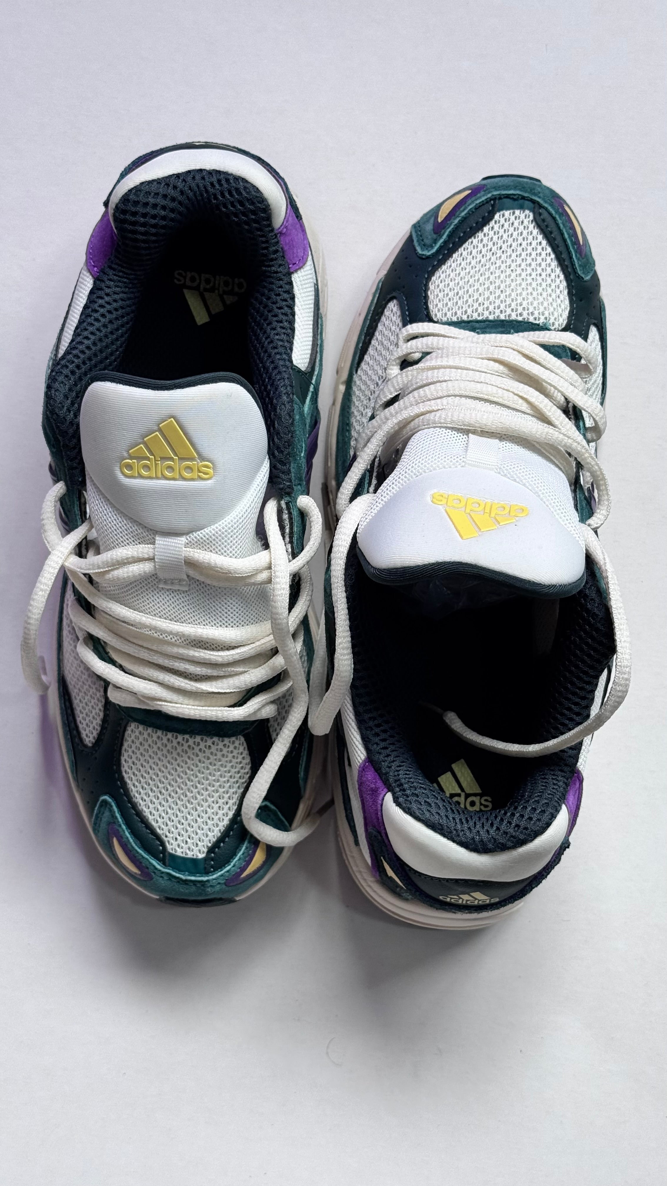 Adidas Response CL