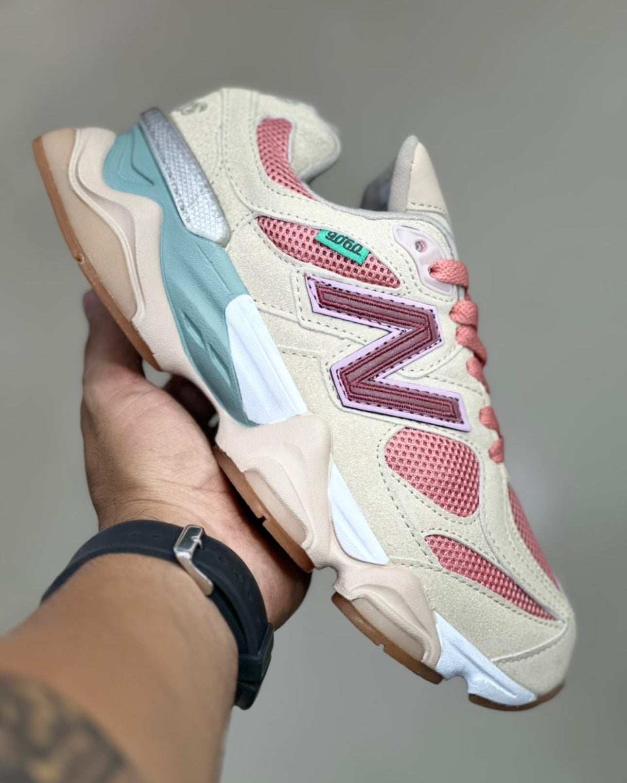 New Balance 9060