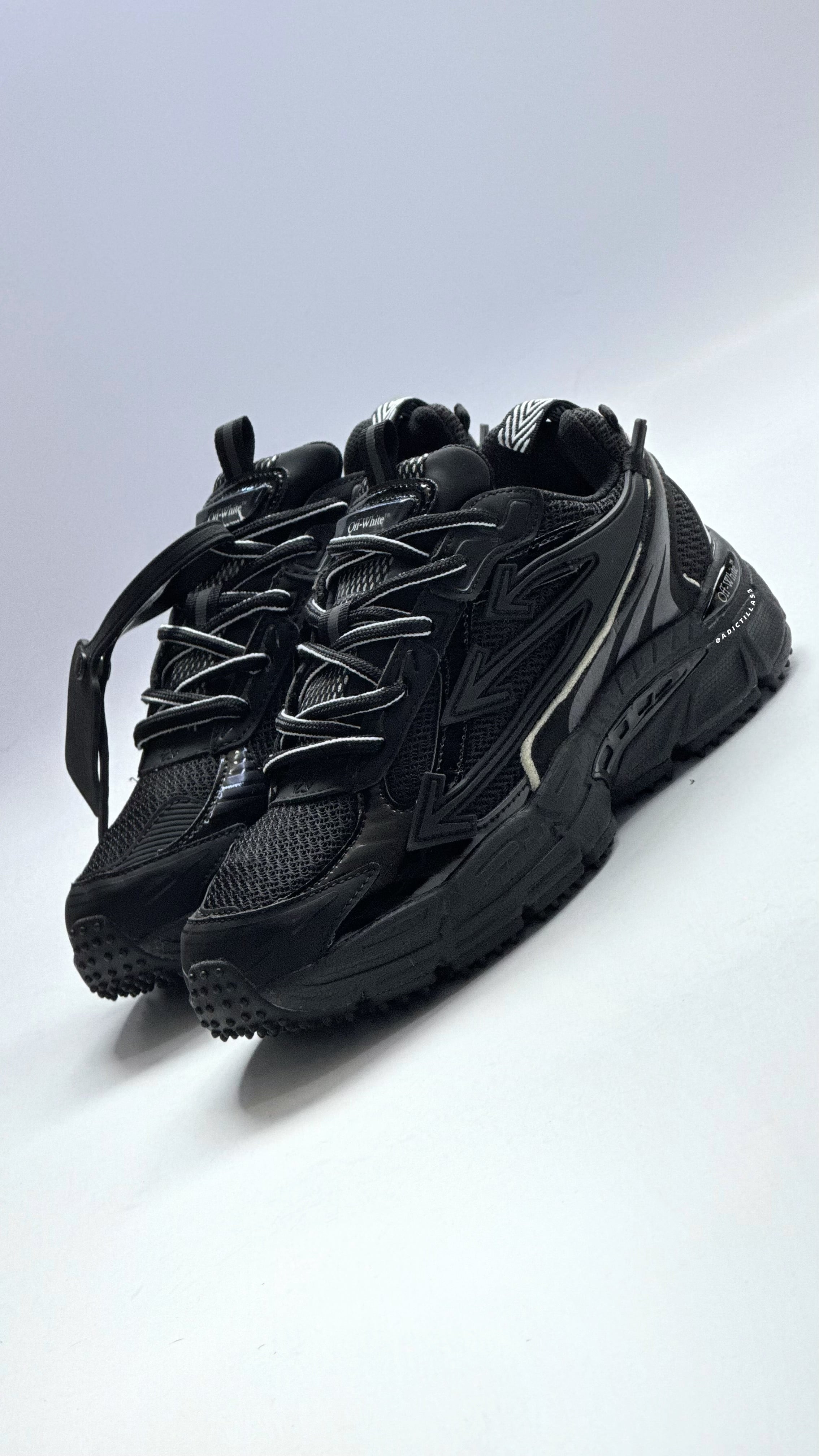Off-White Be Right Back | Black