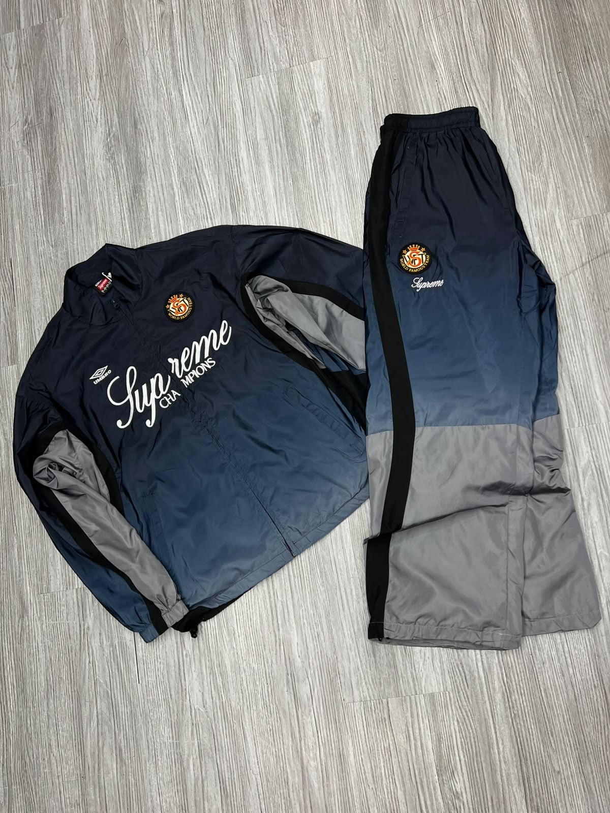 Conjunto Supreme Tracksuit