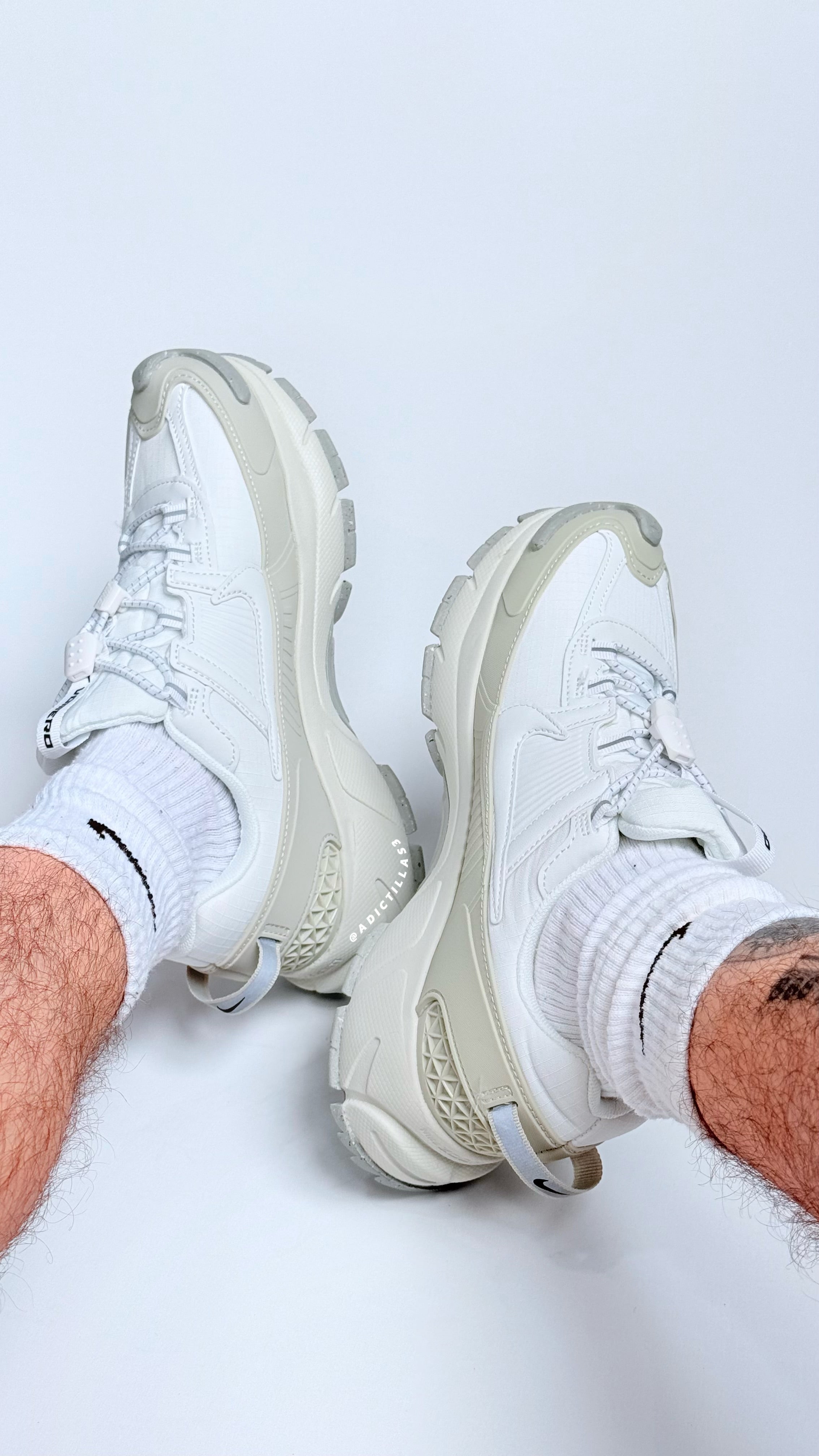 Nike Vomero 5 Roam White