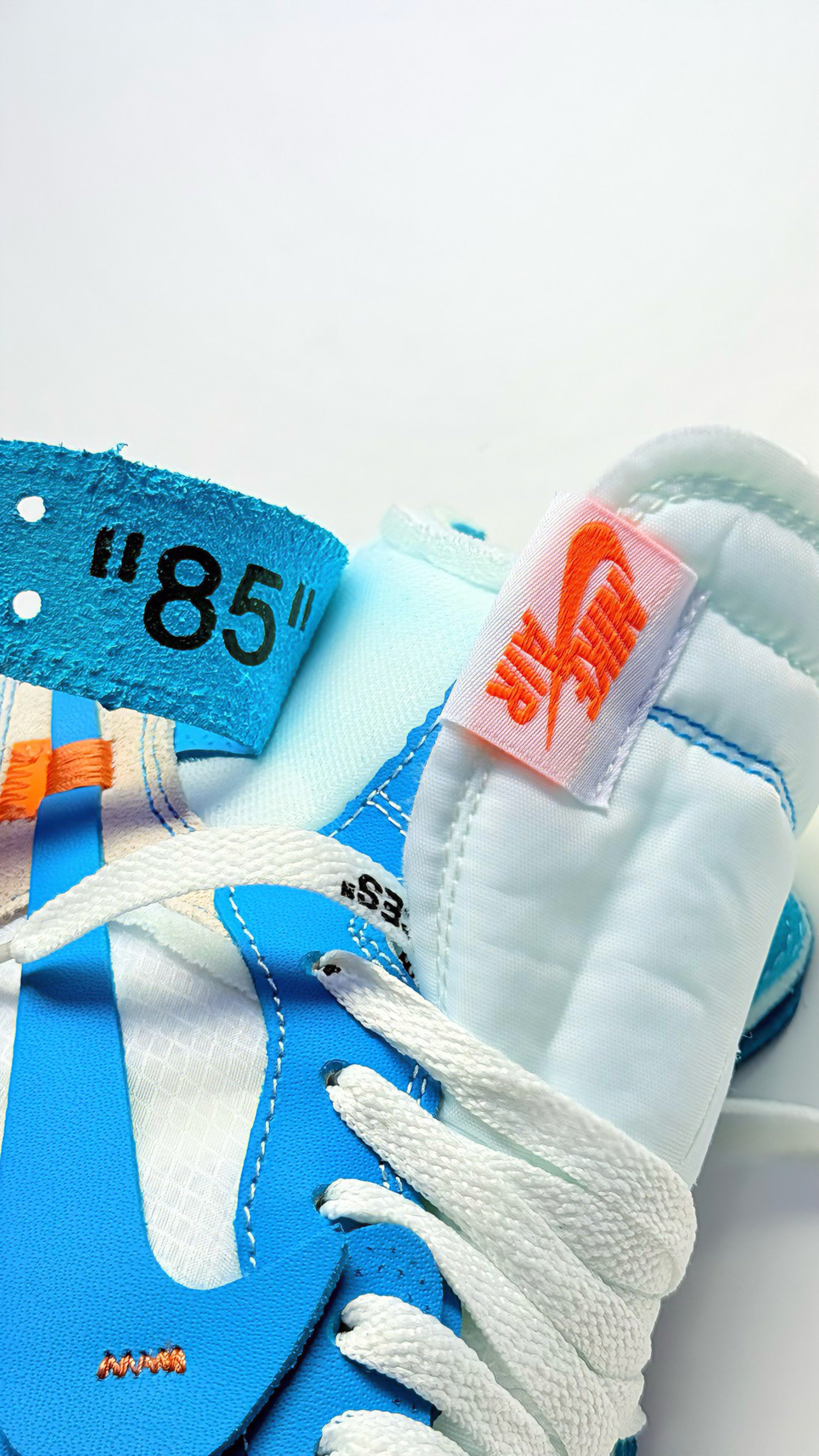 Air Jordan 1 x Off-White UNC