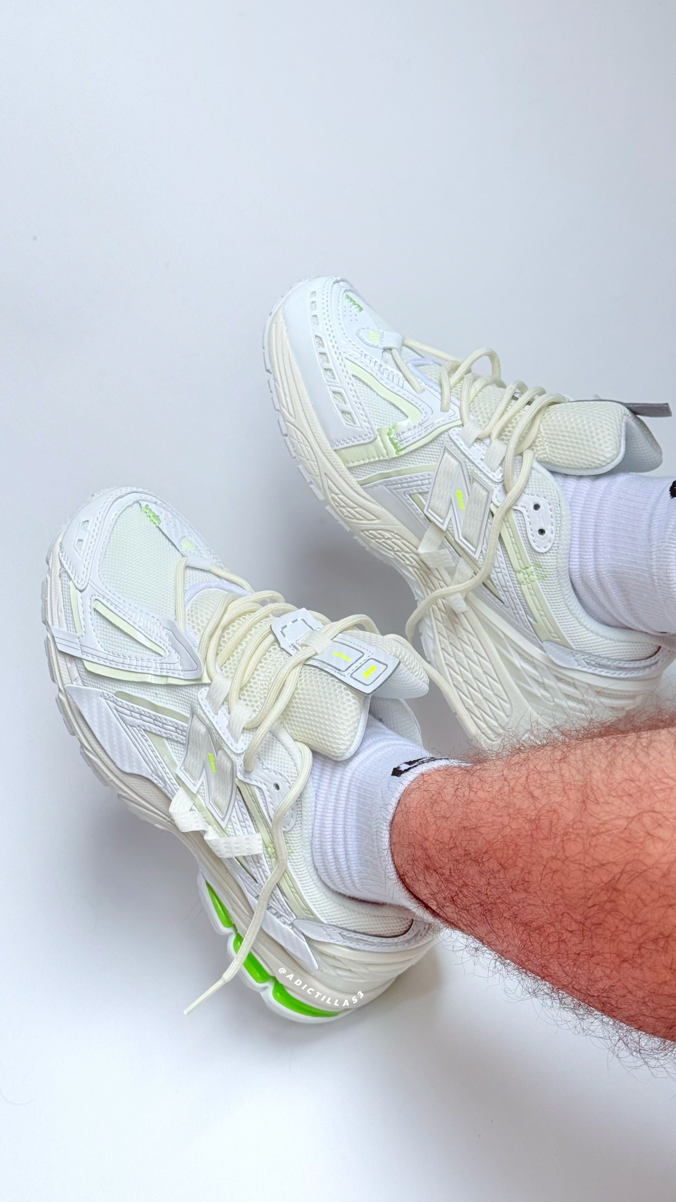 New Balance 1906A