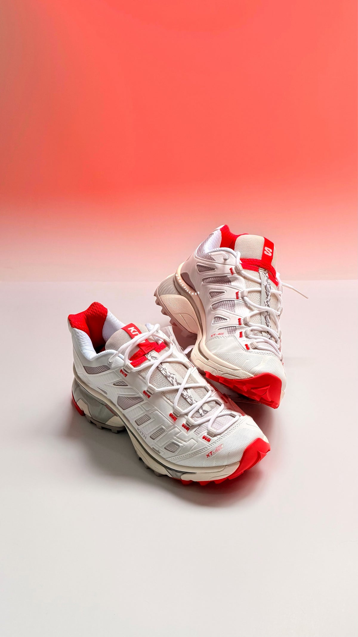 Salomón XT-4K "Kithmas White Red “