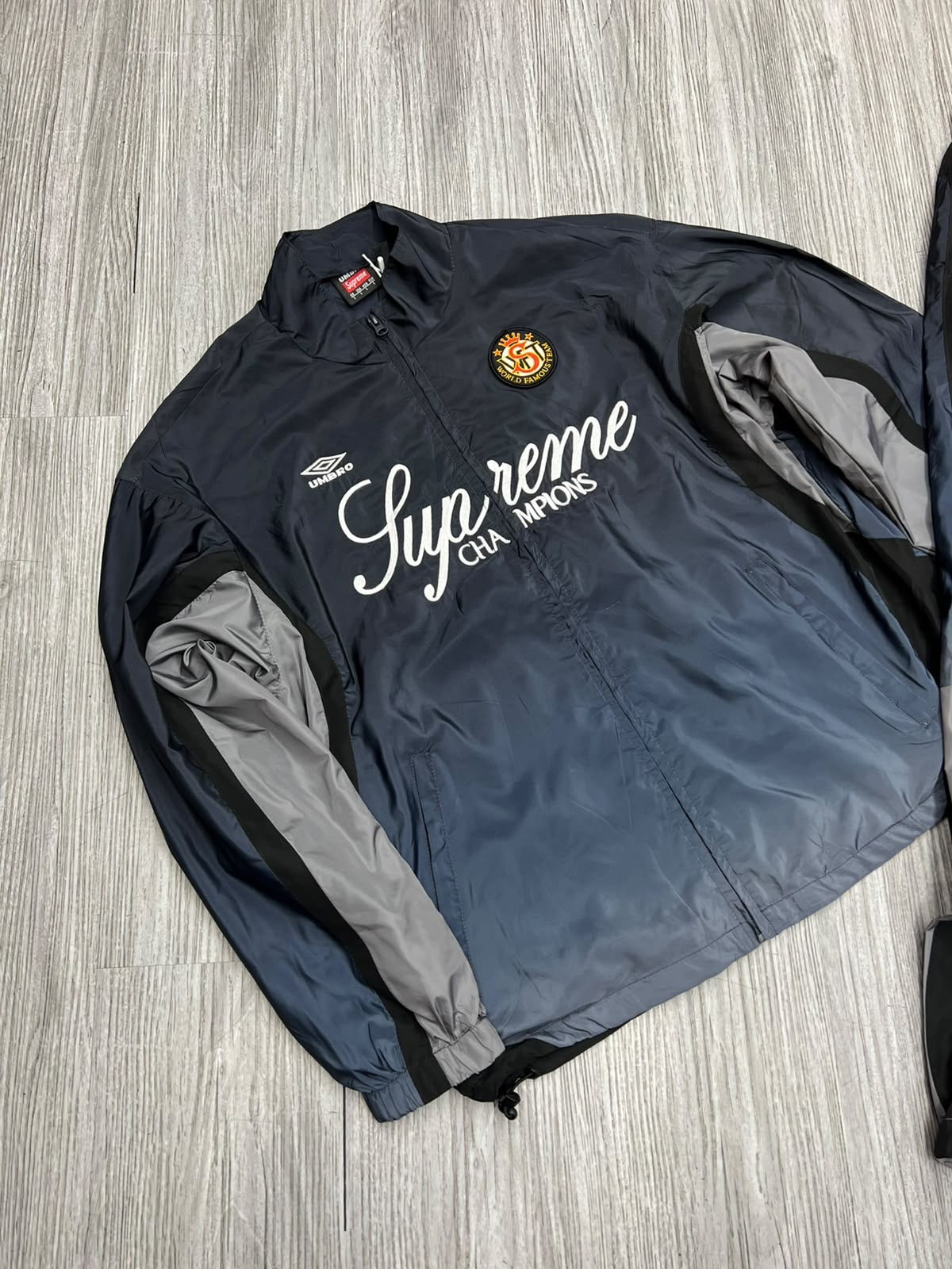 Conjunto Supreme Tracksuit