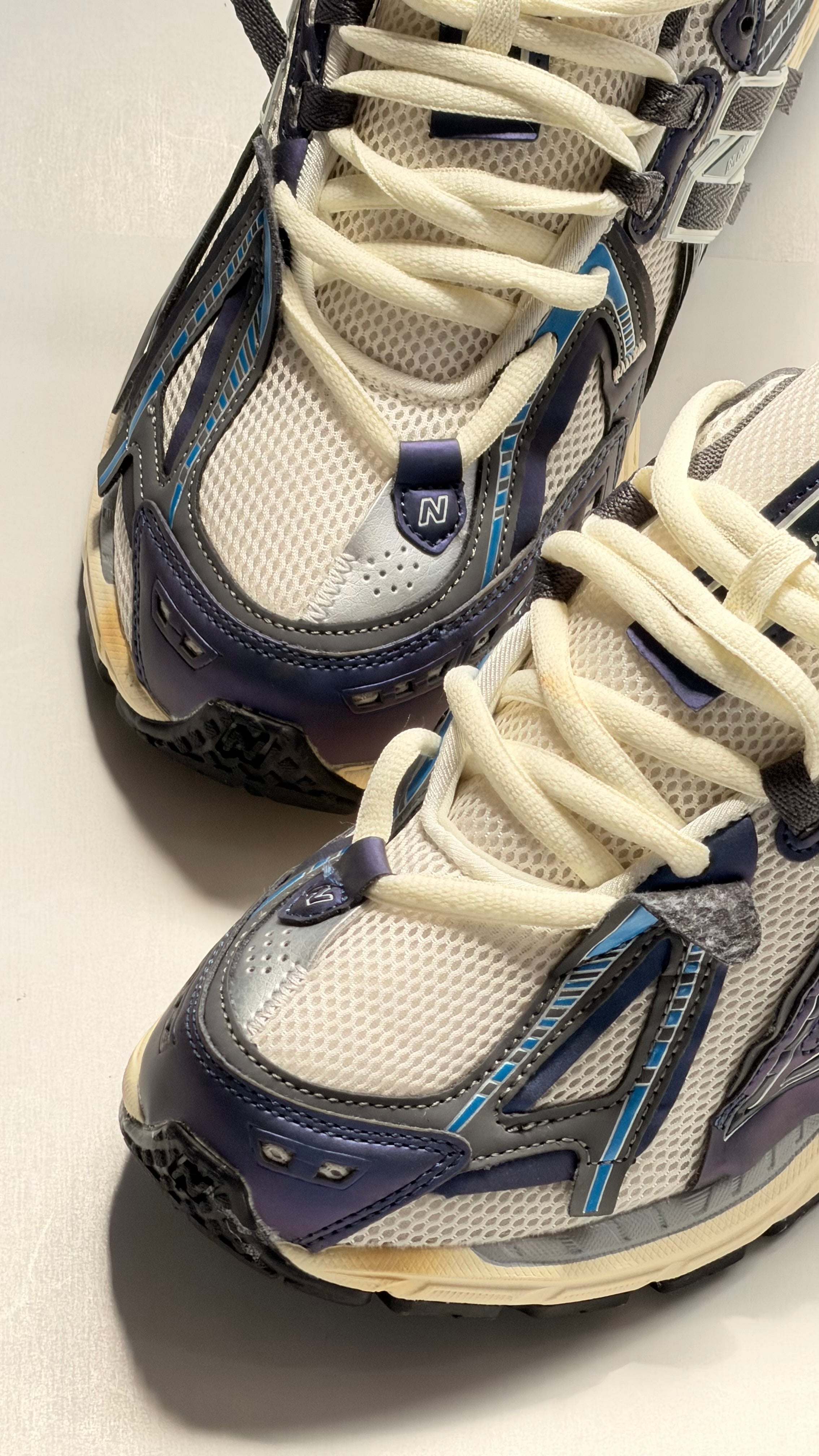 New Balance 1906A
Inkwell Sea Salt