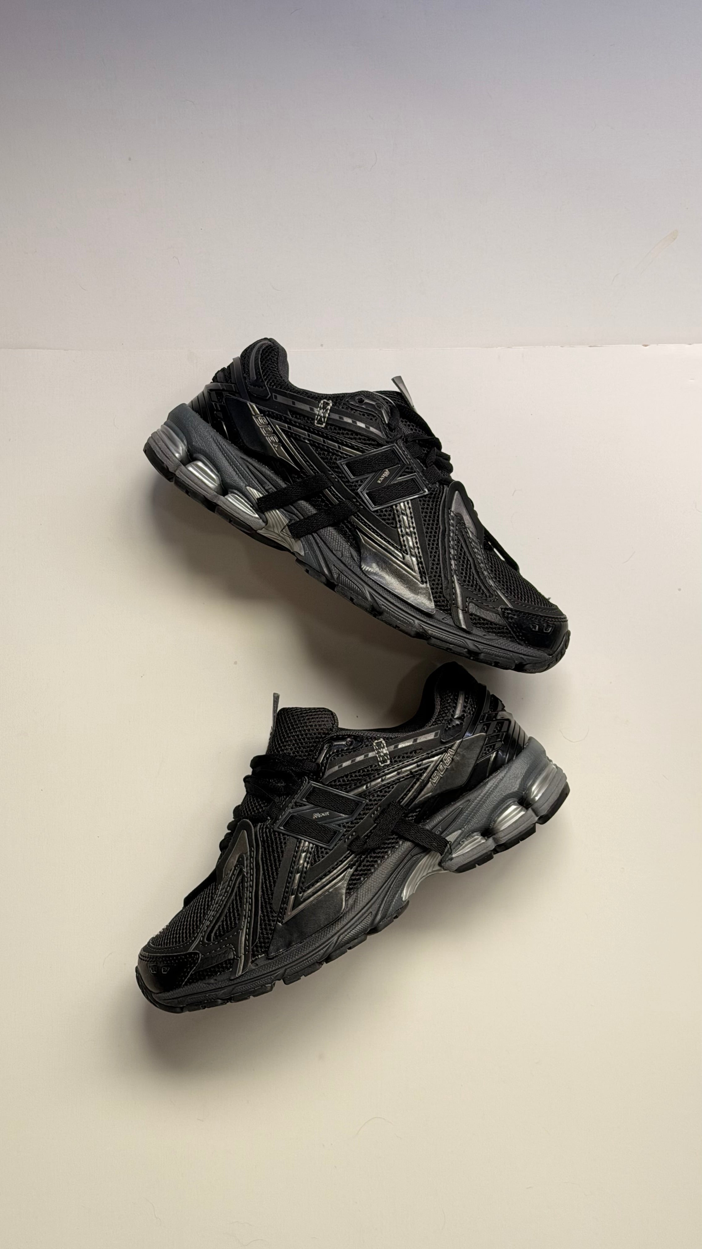 New Balance 1906A Negro