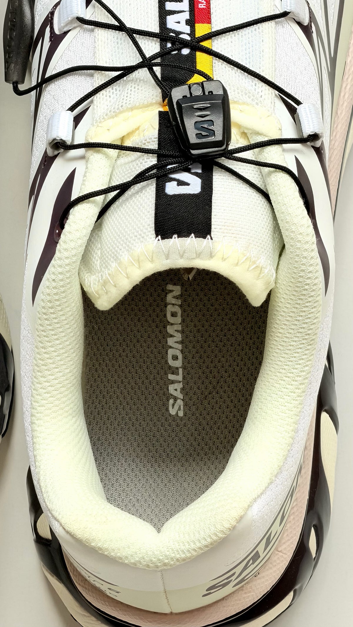 SALOMON XT-6
White Vanilla Ice