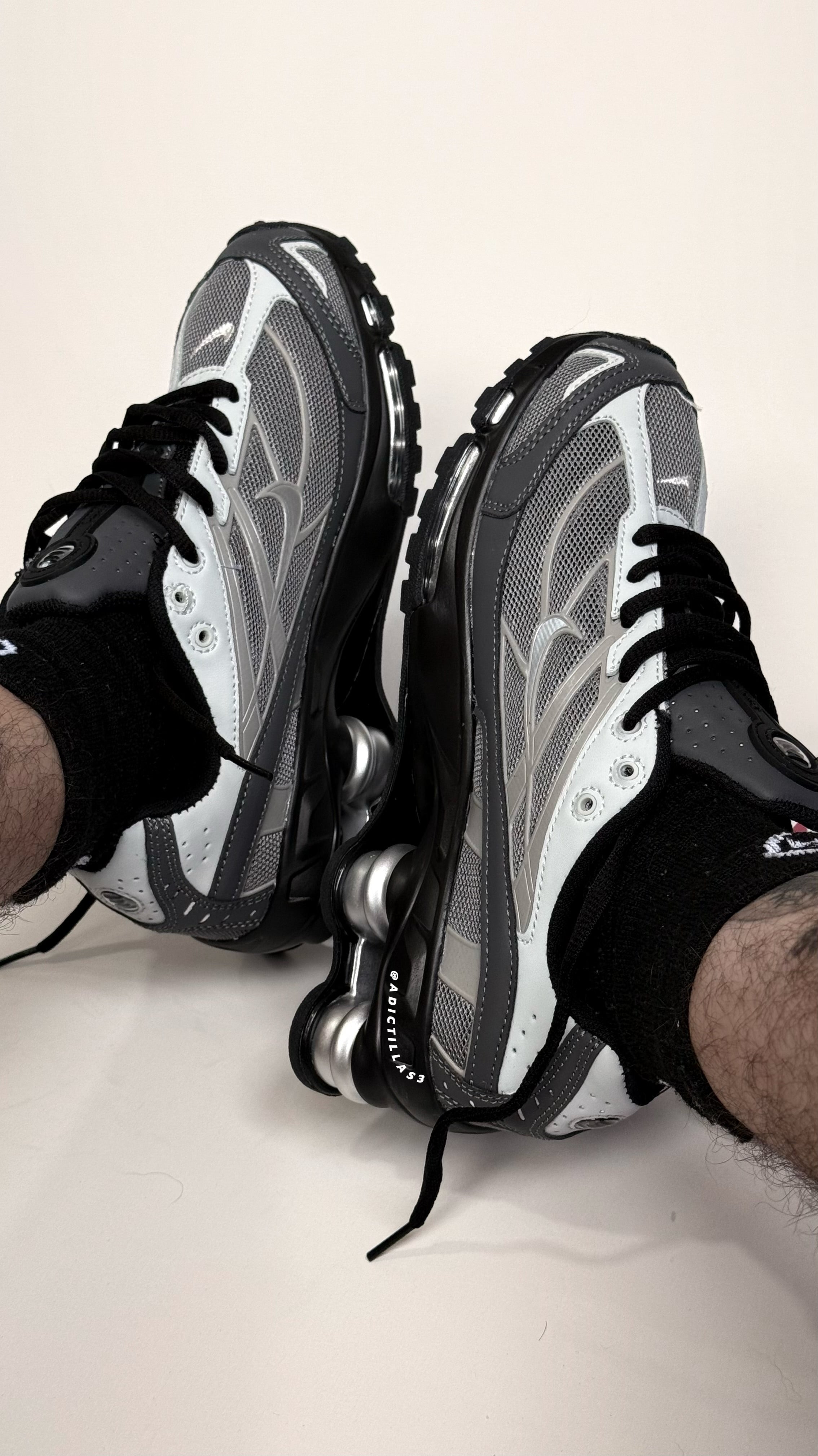 Nike Shox Ride 2
“ Light Graphite and Black “