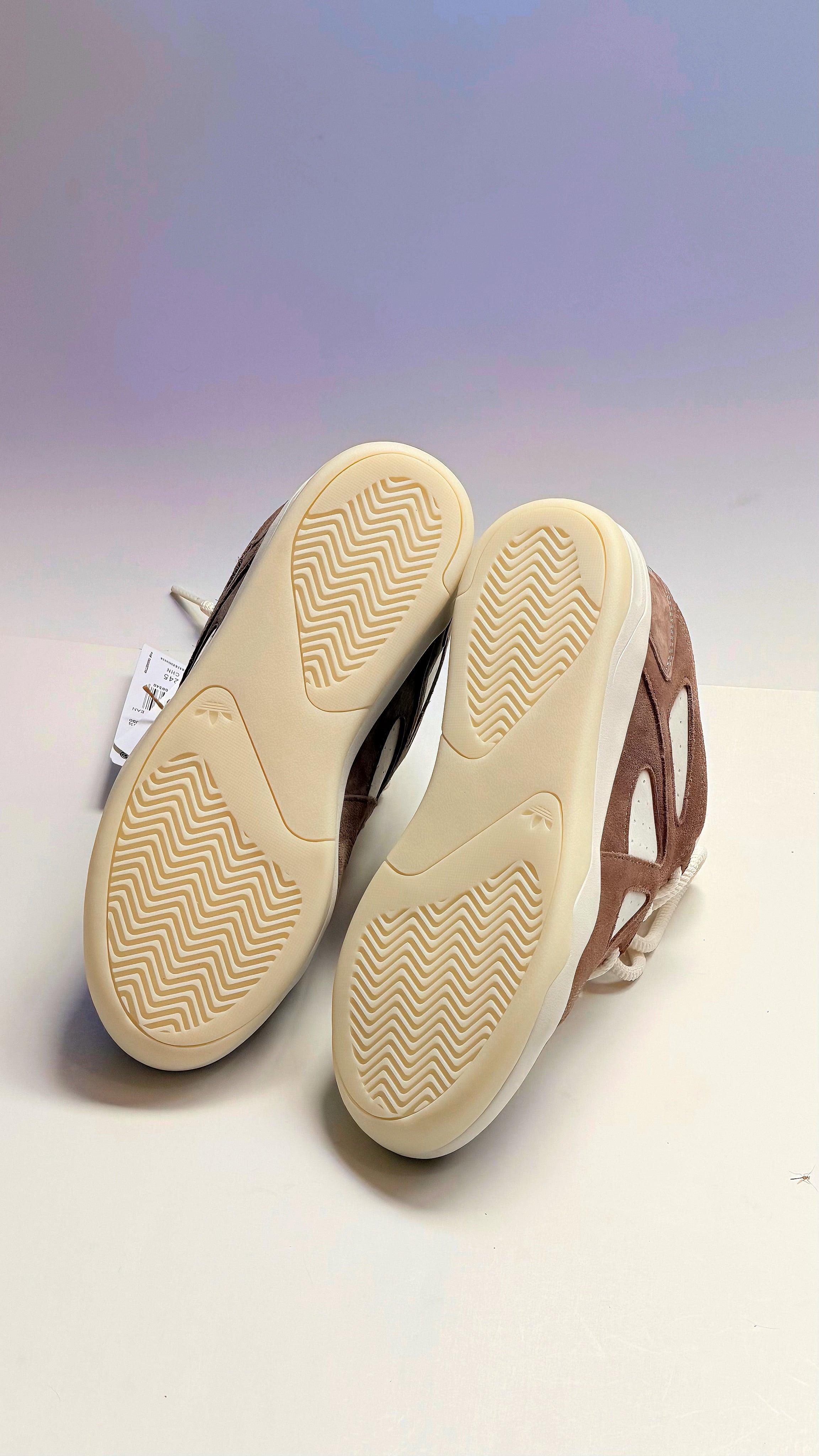 adidas BadBo 1.0
Bad Bunny Brown