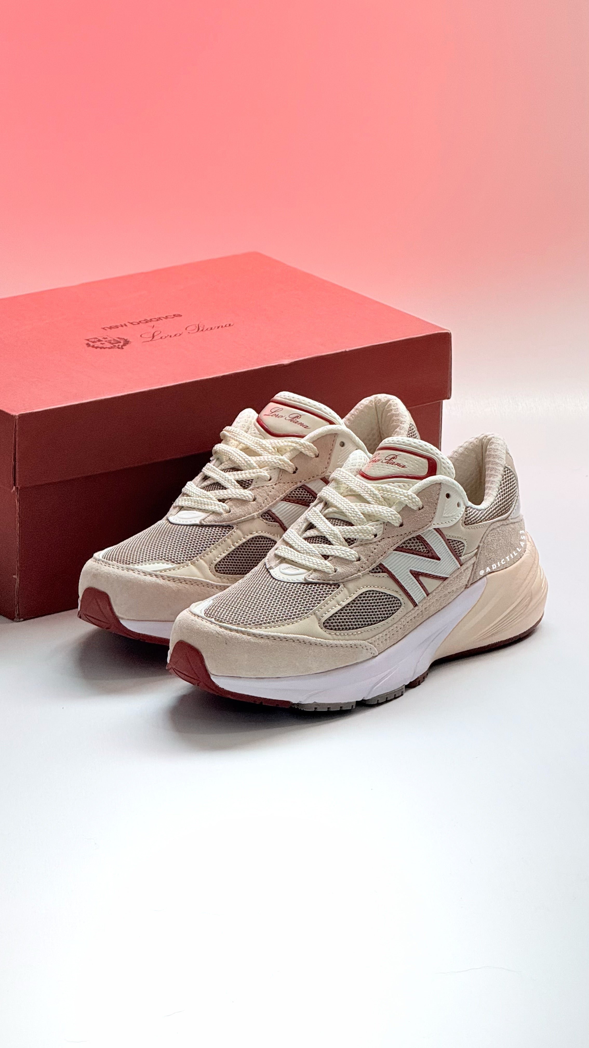 New Balance 990v6 MiUSA Ronnie Fieg Madison Square Garden Navy