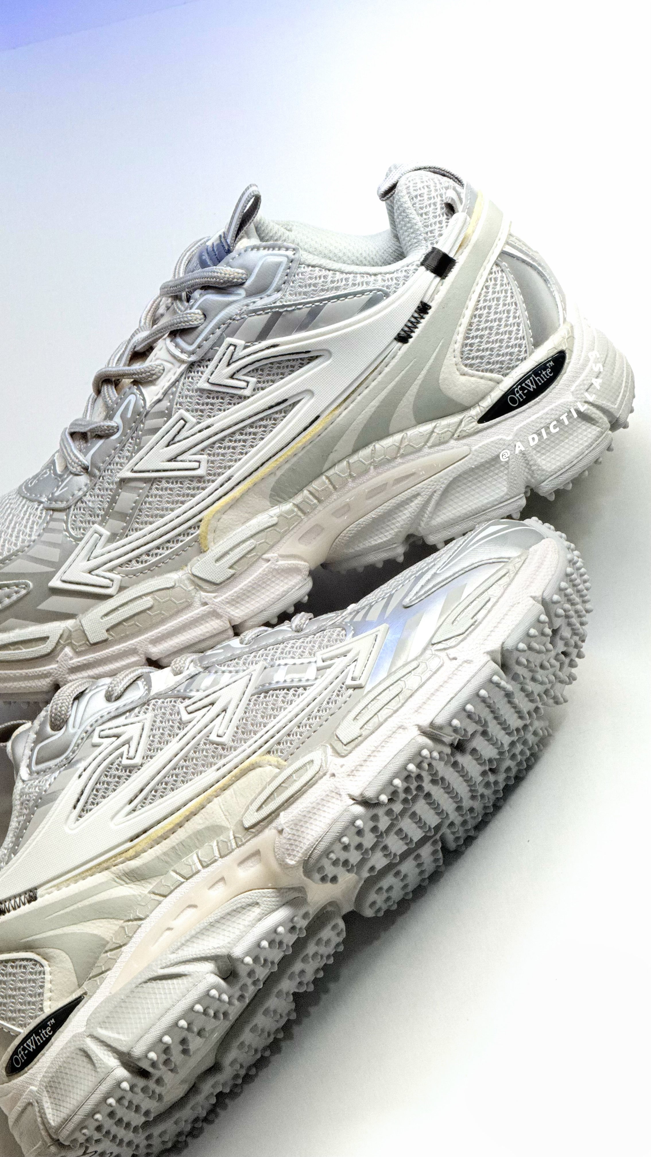 Off White Be Right Back