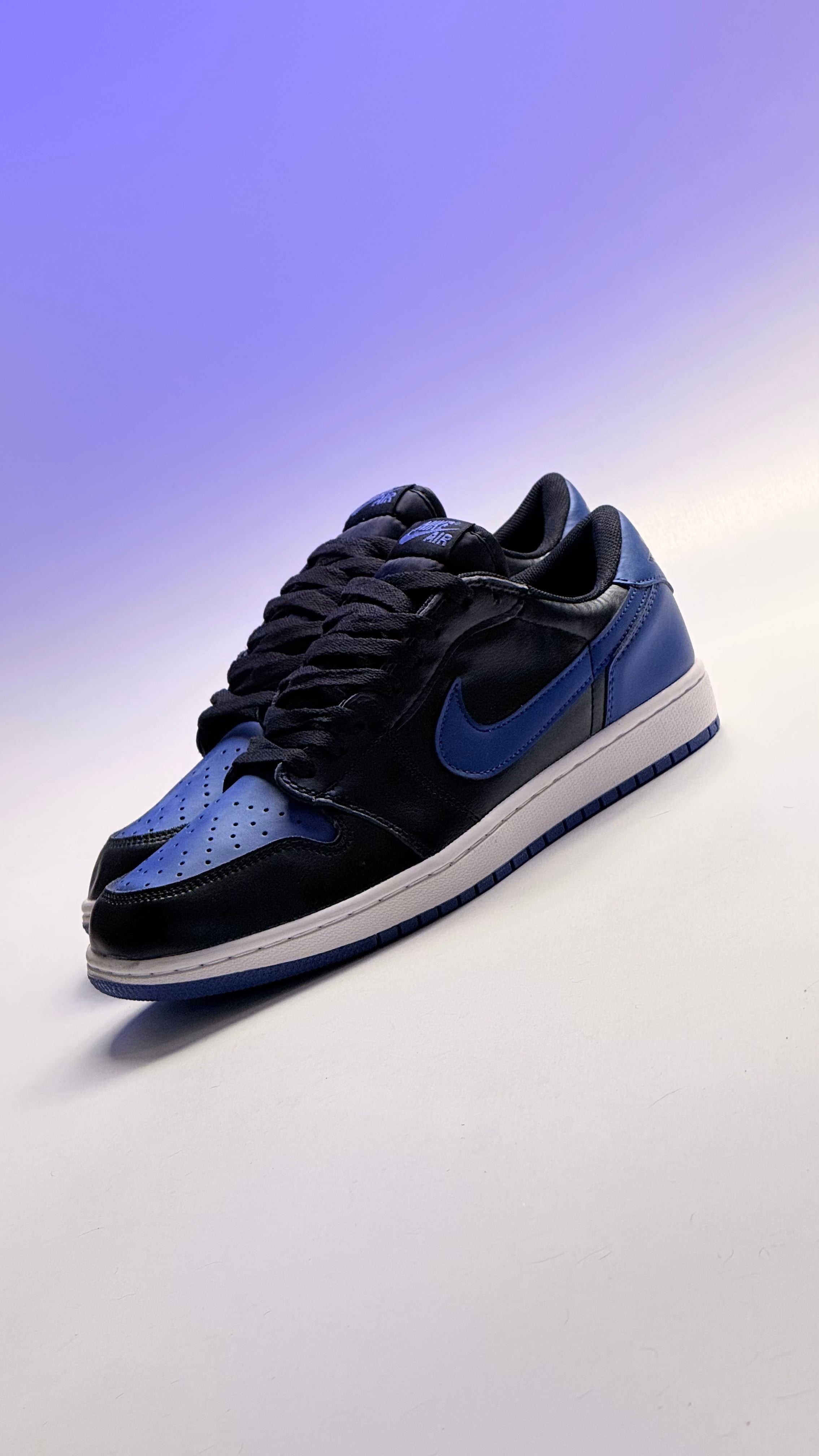Jordan 1 Low OG Mystic Navy