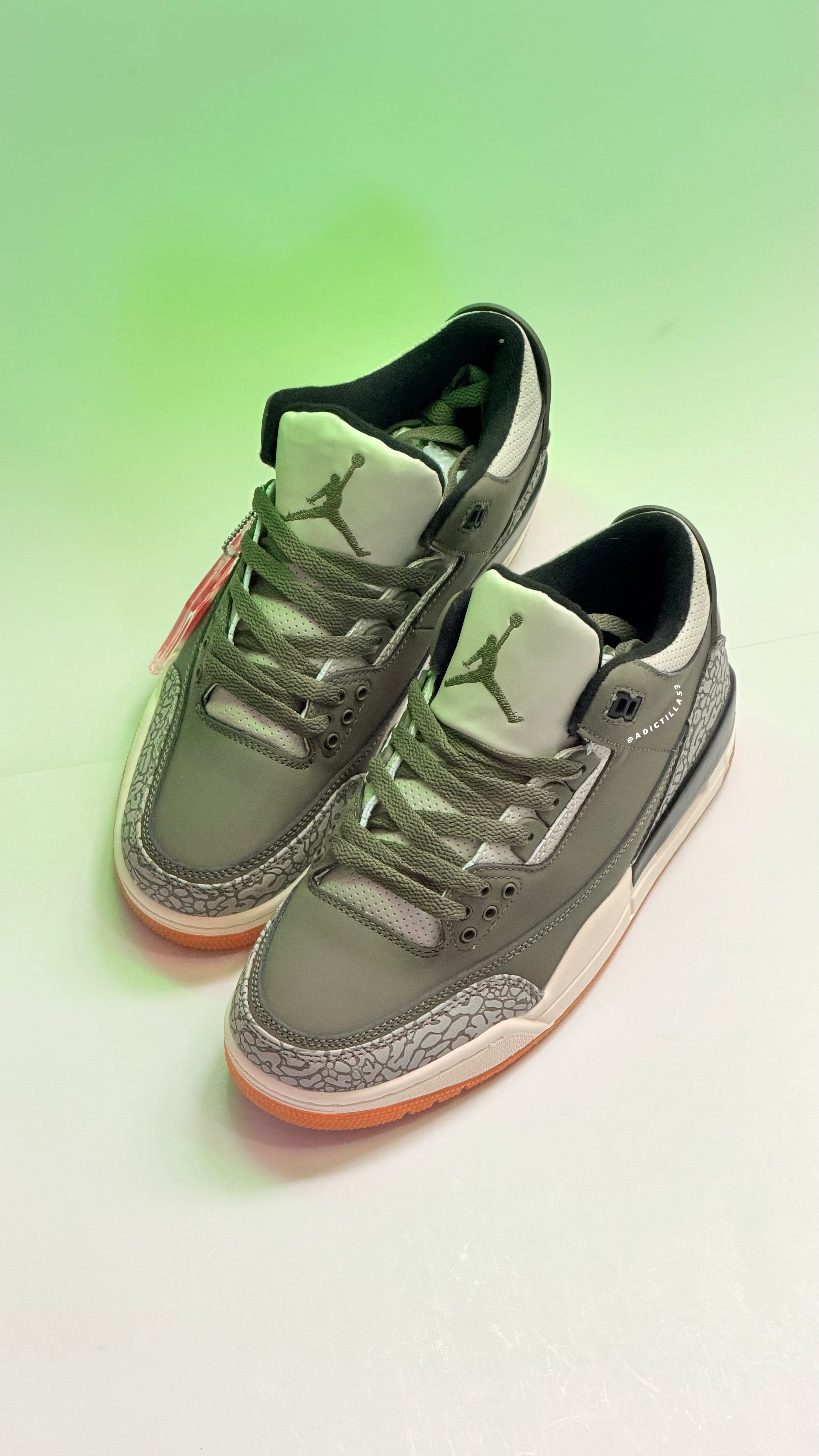 Air Jordan 3 Family Affairs